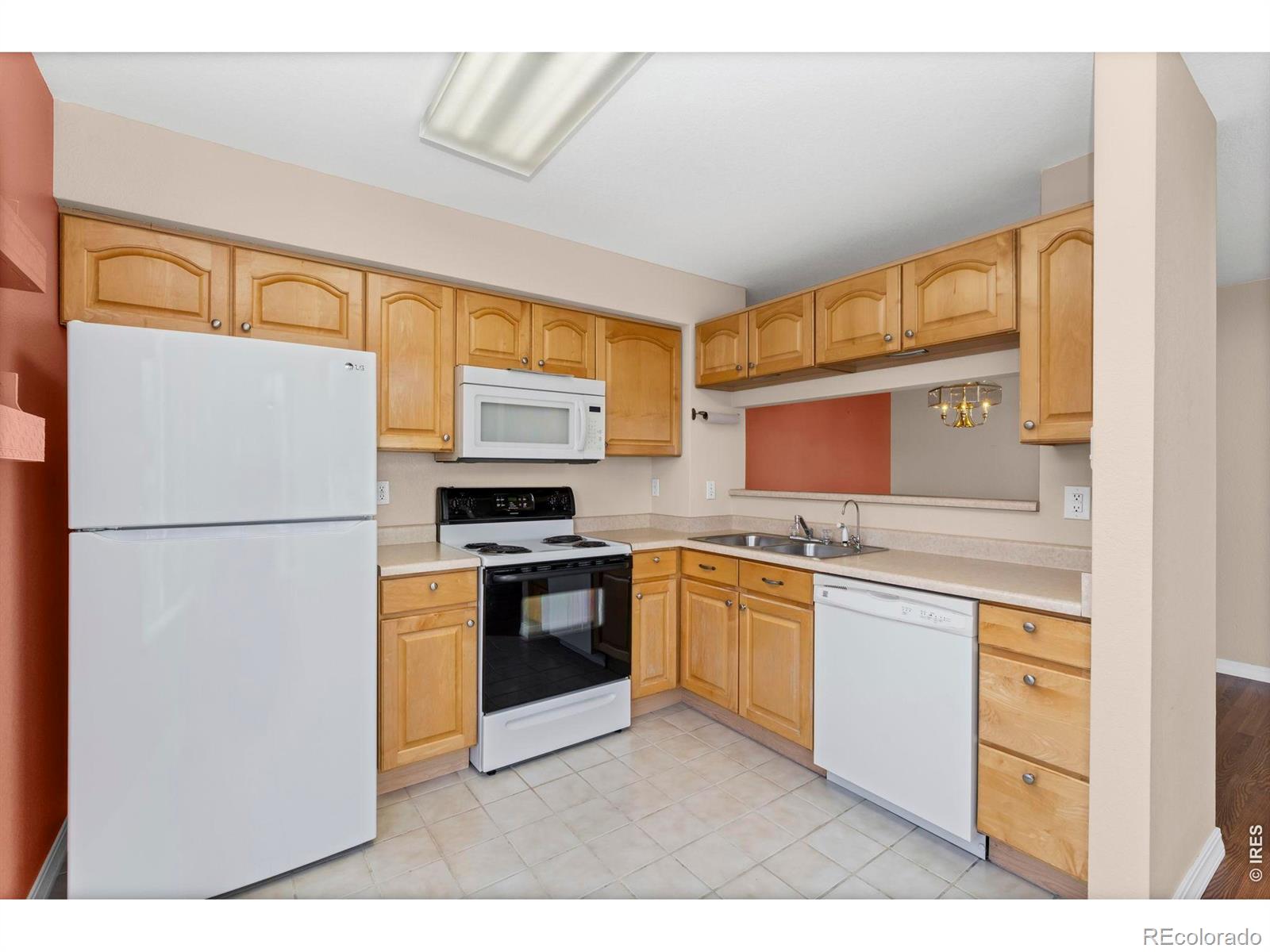 MLS Image #12 for 1419  red mountain drive,longmont, Colorado