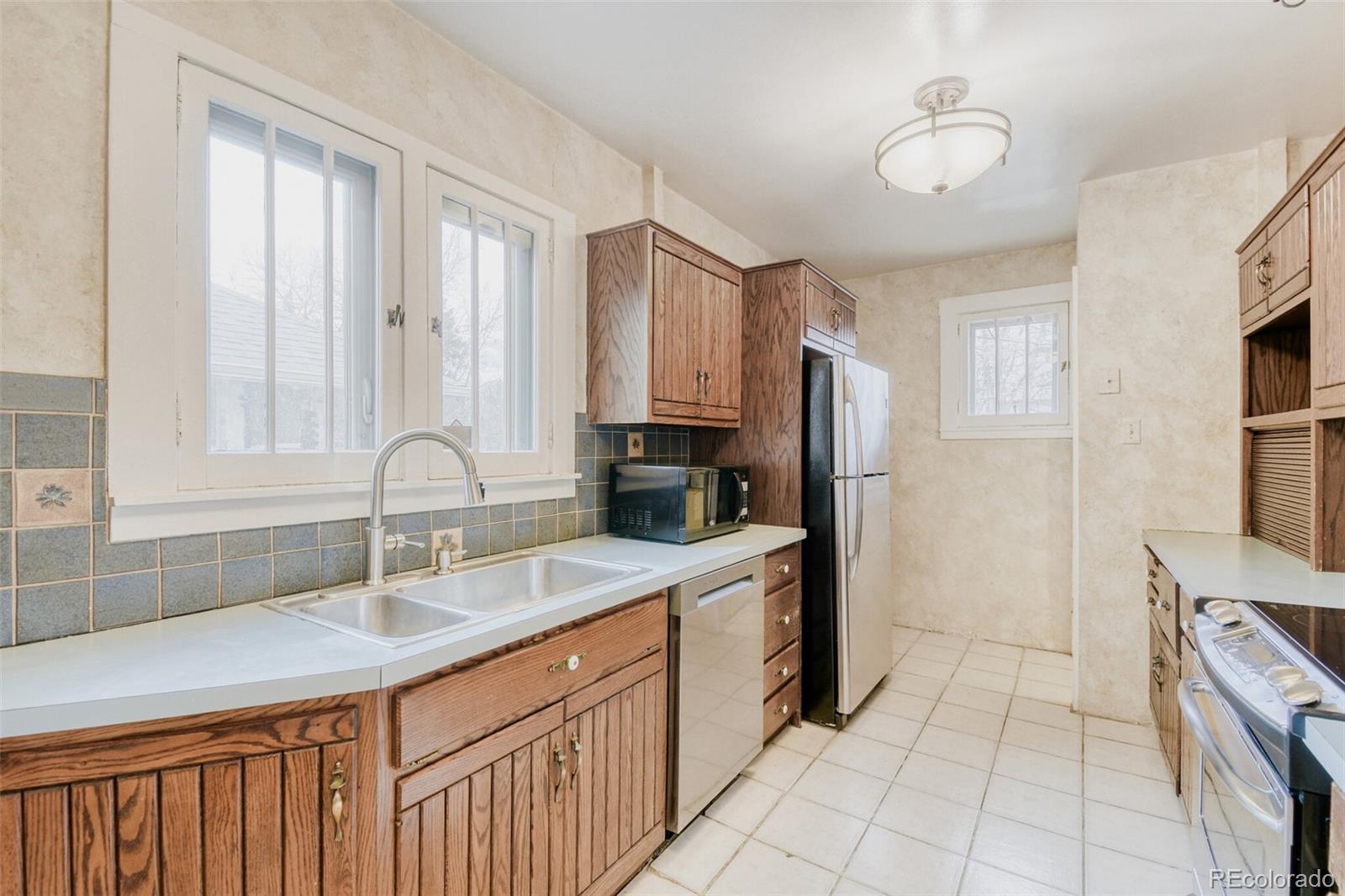 MLS Image #9 for 1751  bellaire street,denver, Colorado