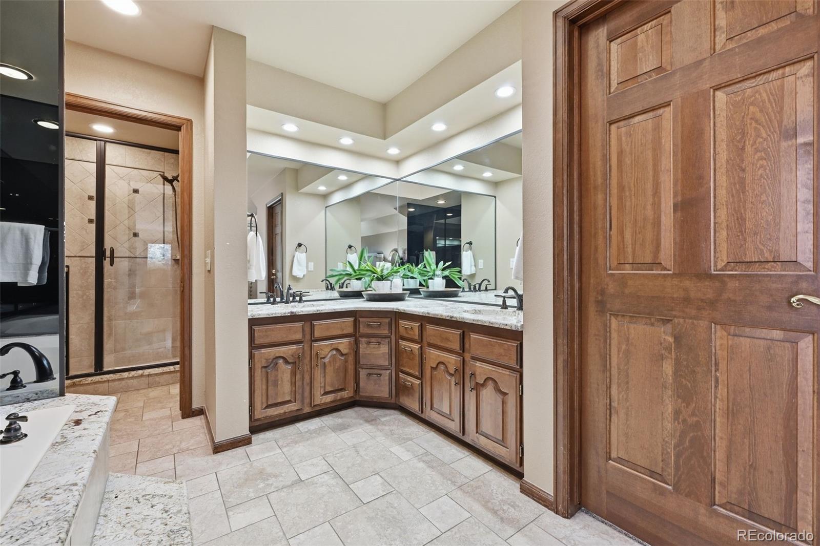 MLS Image #31 for 4181 s yukon way,lakewood, Colorado