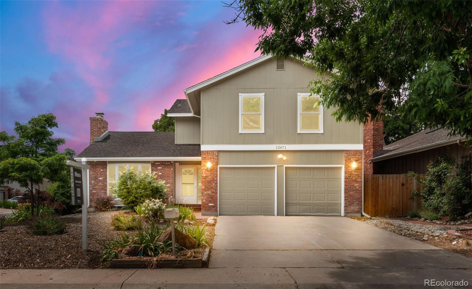 MLS Image #2 for 12671 e bates circle,aurora, Colorado