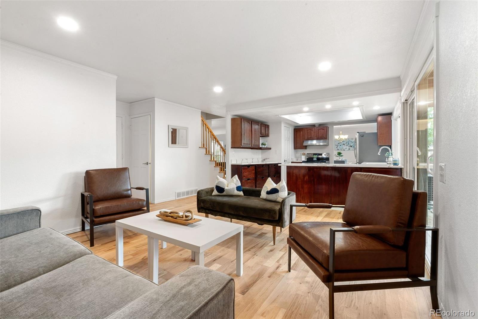 MLS Image #5 for 12671 e bates circle,aurora, Colorado