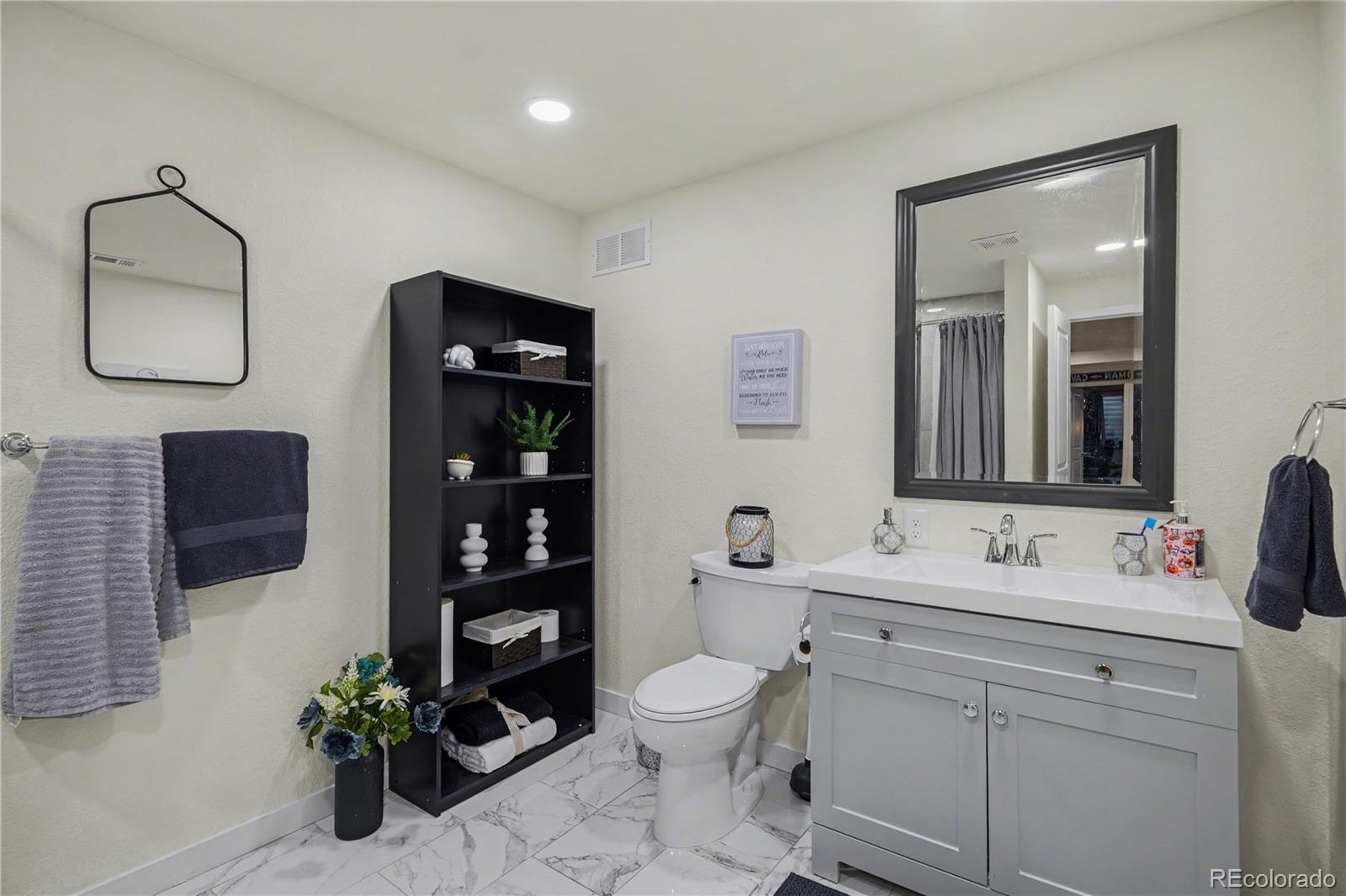 MLS Image #22 for 8248 s yantley court,aurora, Colorado