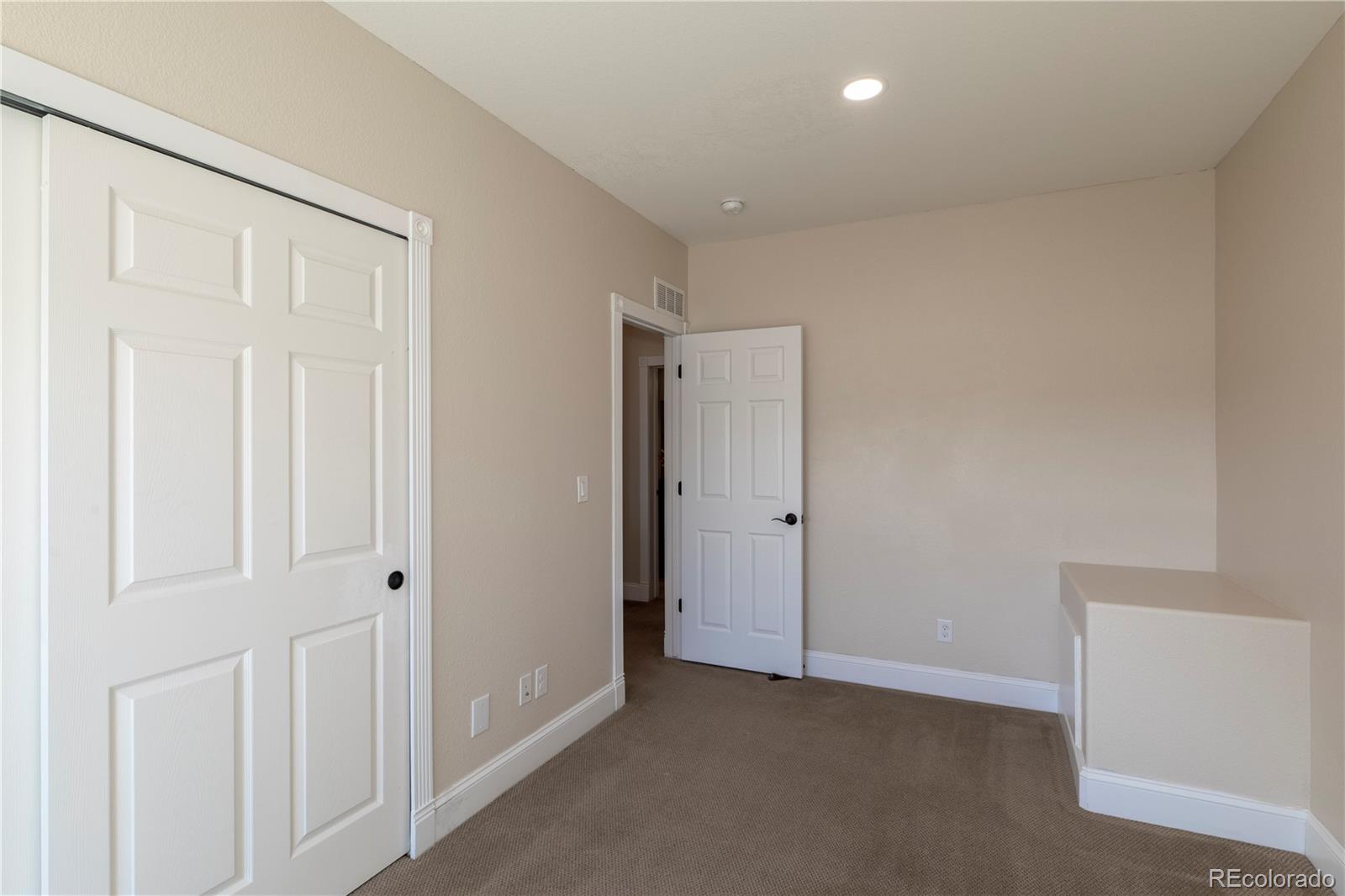 MLS Image #25 for 6988 s riverwood way,aurora, Colorado