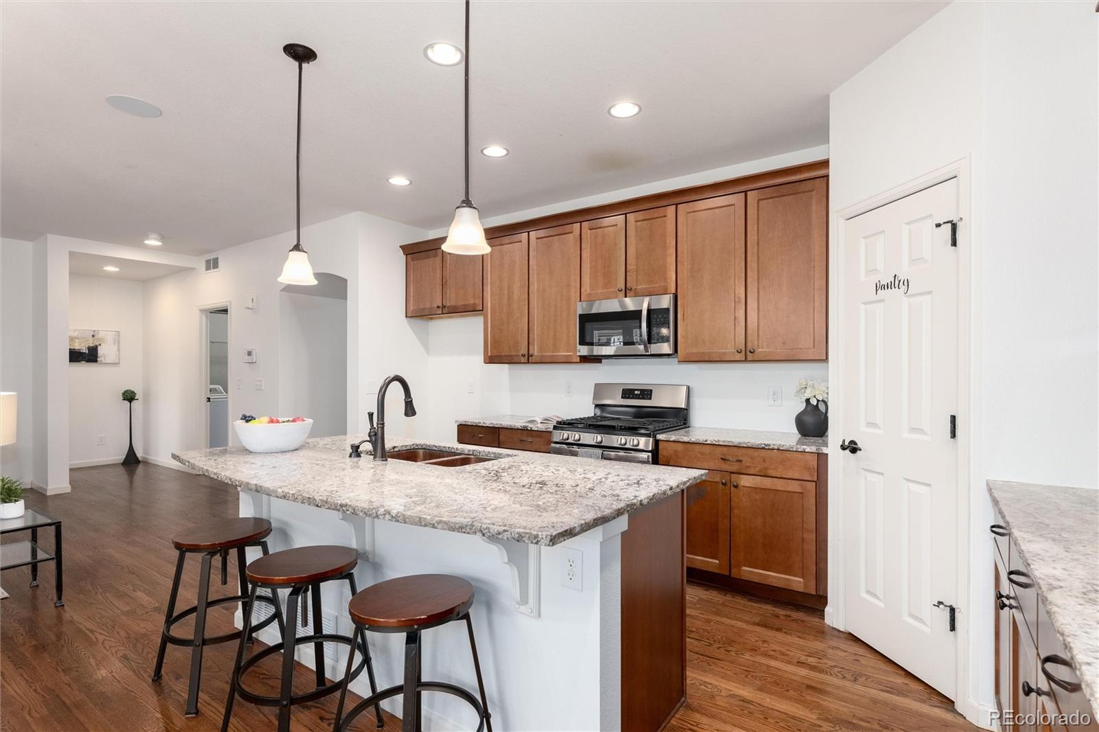 MLS Image #8 for 6977 s riverwood way,aurora, Colorado