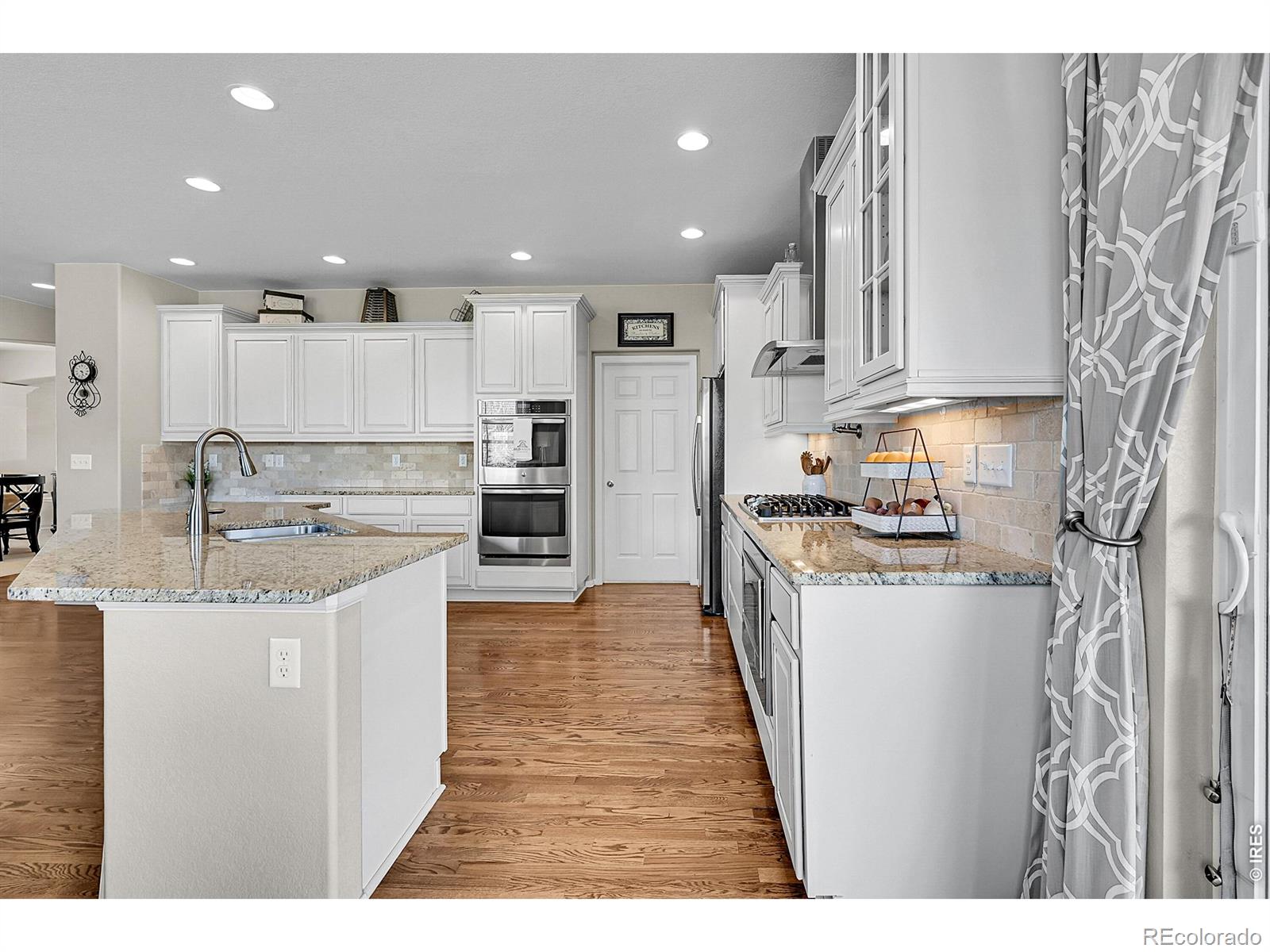 MLS Image #12 for 5522  palomino way,frederick, Colorado