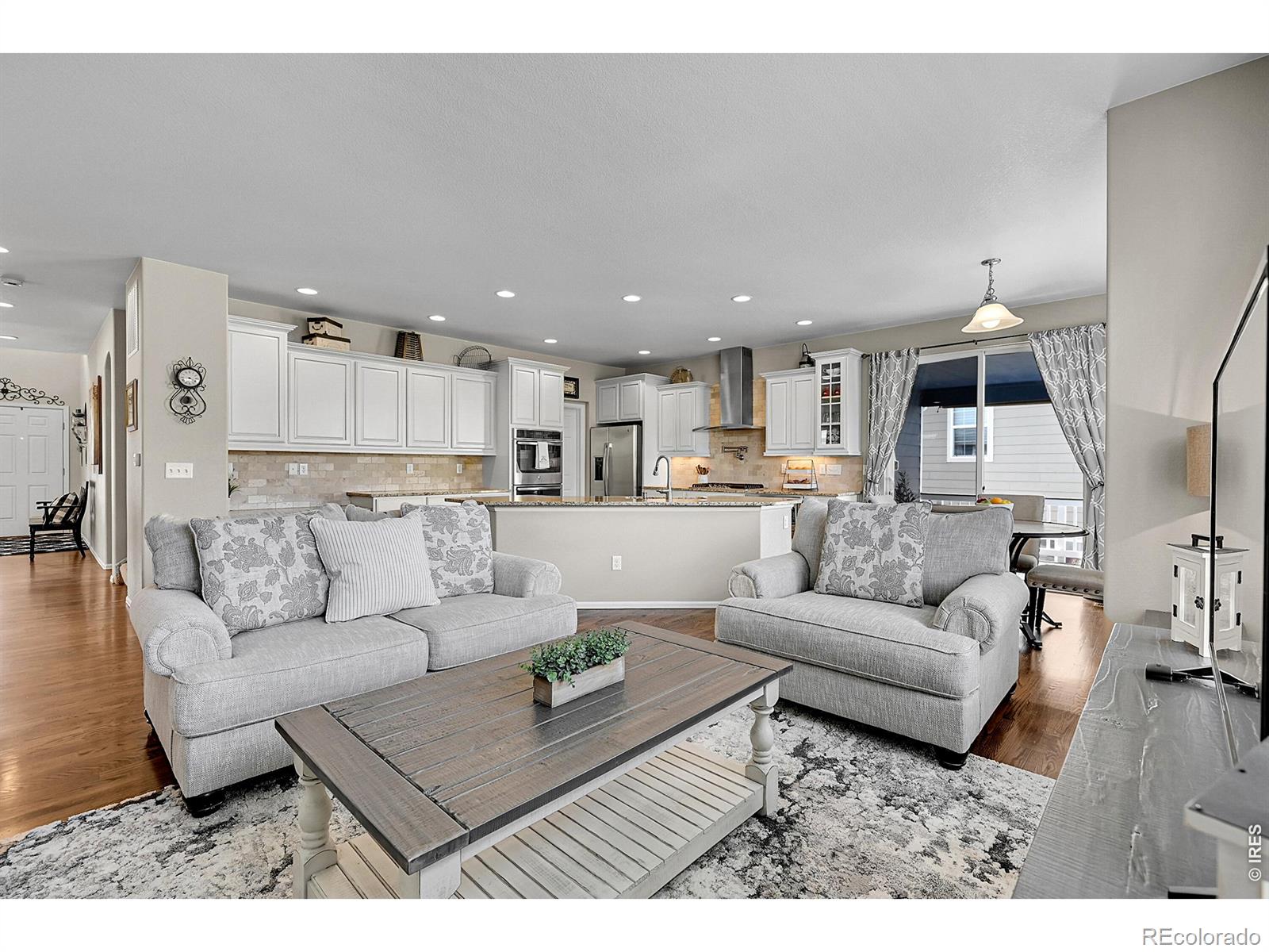MLS Image #17 for 5522  palomino way,frederick, Colorado