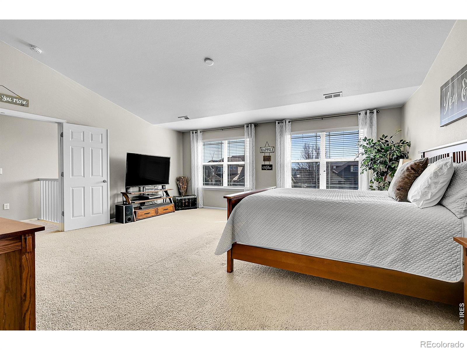 MLS Image #20 for 5522  palomino way,frederick, Colorado