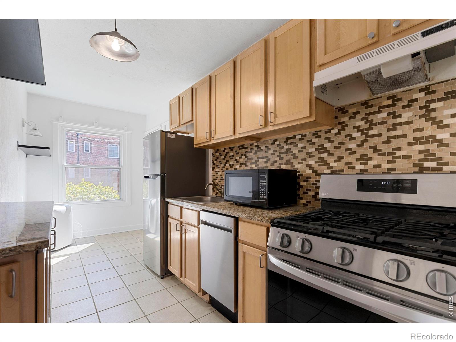 MLS Image #8 for 1416 n downing street,denver, Colorado
