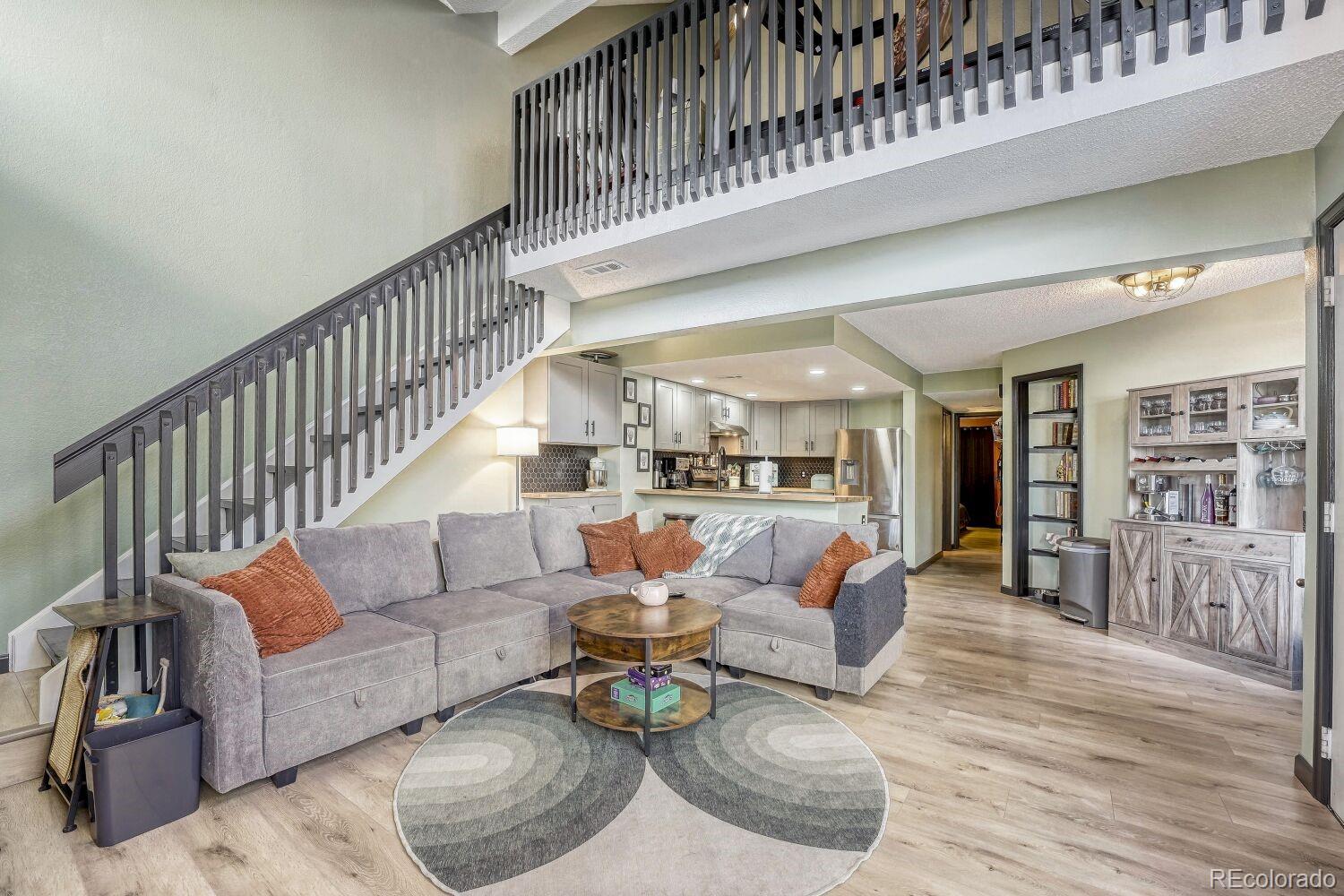 MLS Image #3 for 12483 e tennessee circle,aurora, Colorado
