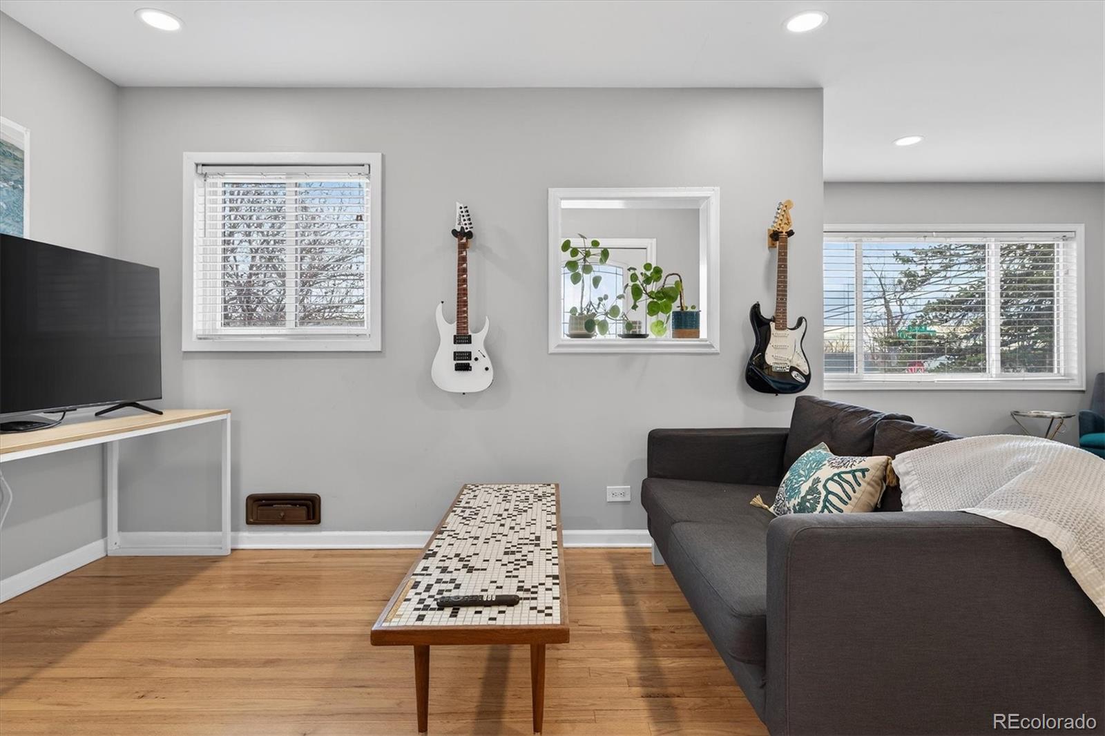 MLS Image #9 for 1299 s raritan street,denver, Colorado