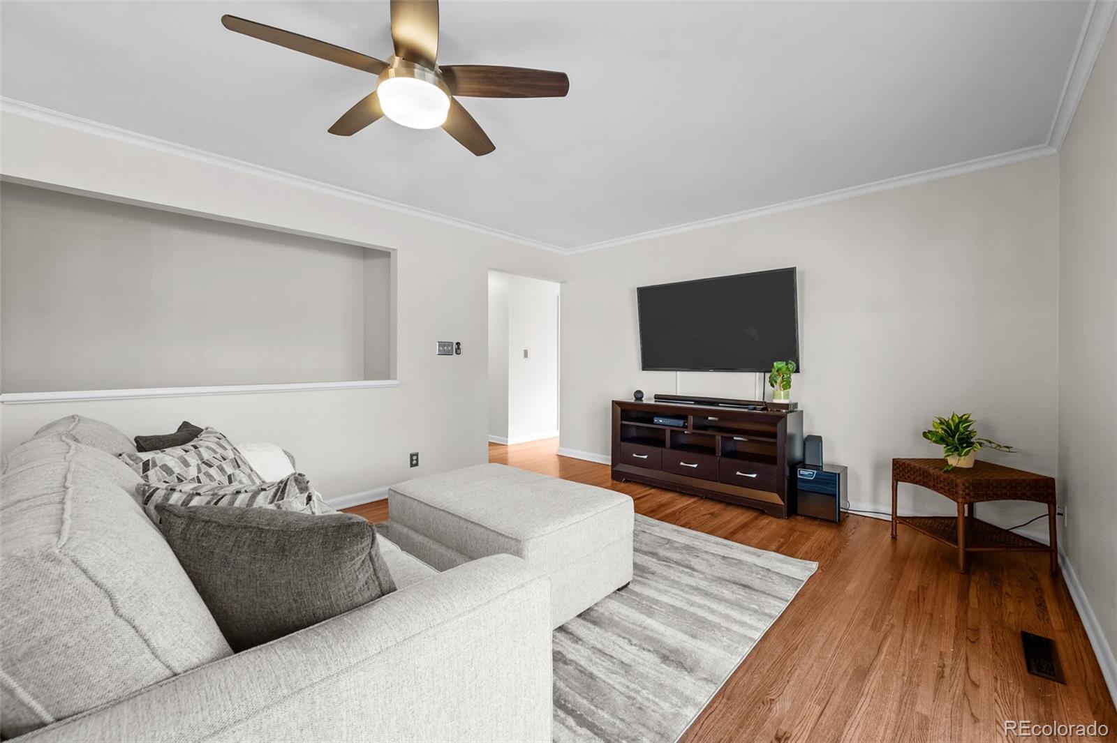 MLS Image #9 for 841 e oakwood avenue,centennial, Colorado
