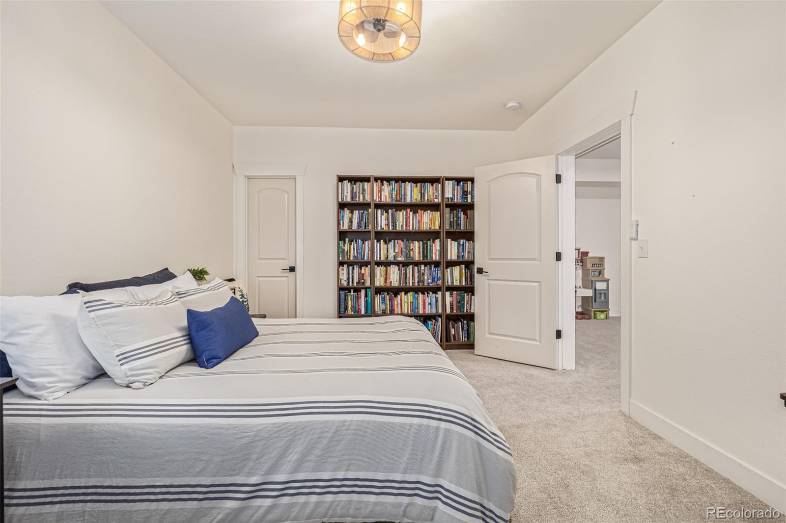 MLS Image #41 for 5497  verbena street ,denver, Colorado