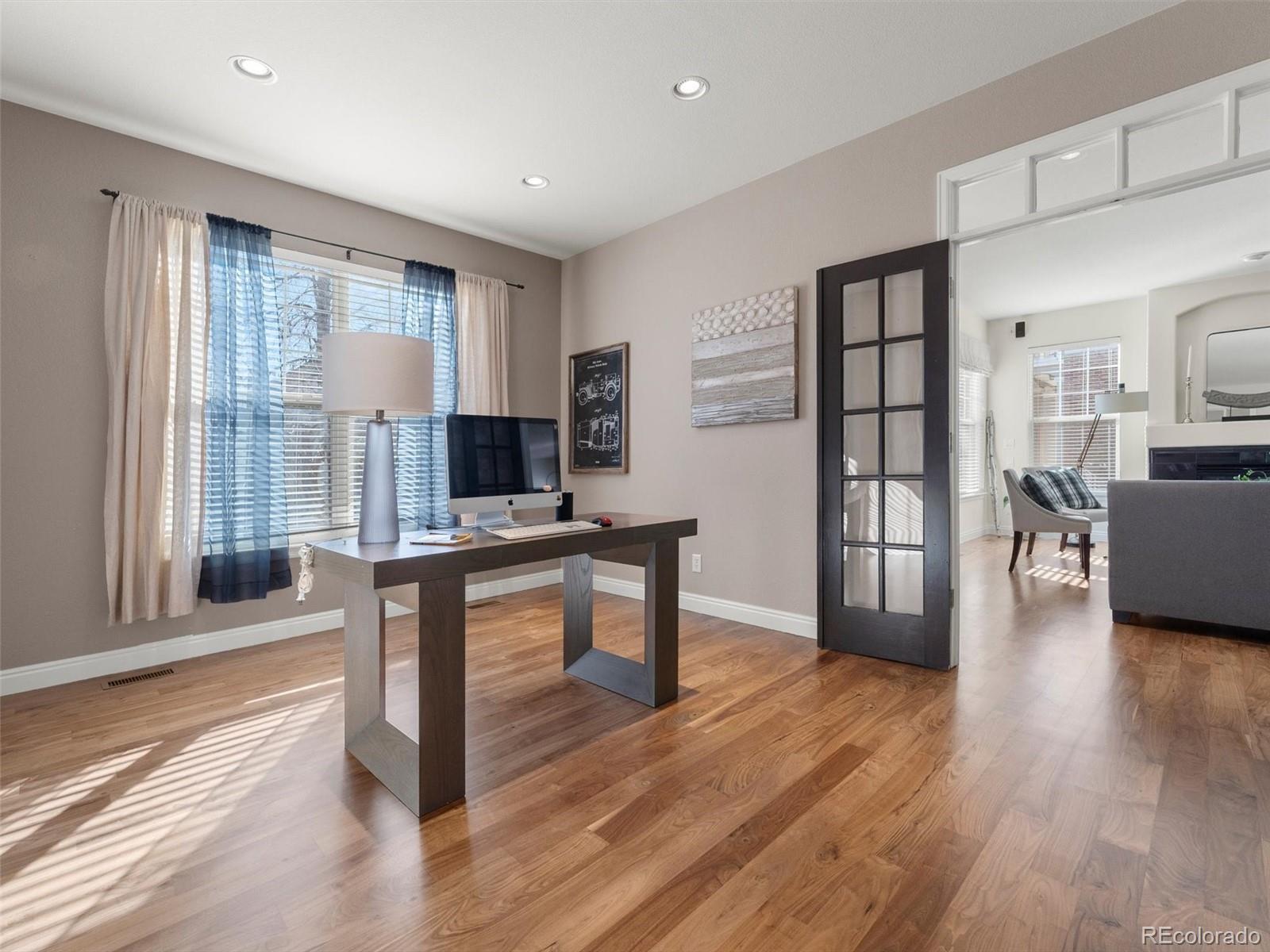 MLS Image #15 for 253  oneida court,denver, Colorado