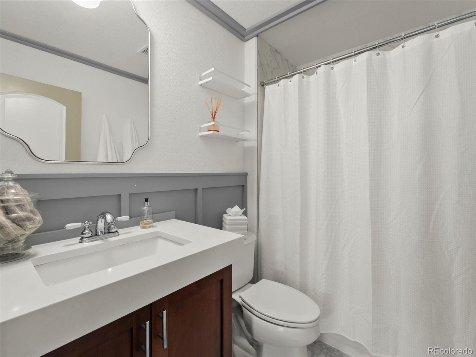 MLS Image #28 for 253  oneida court,denver, Colorado