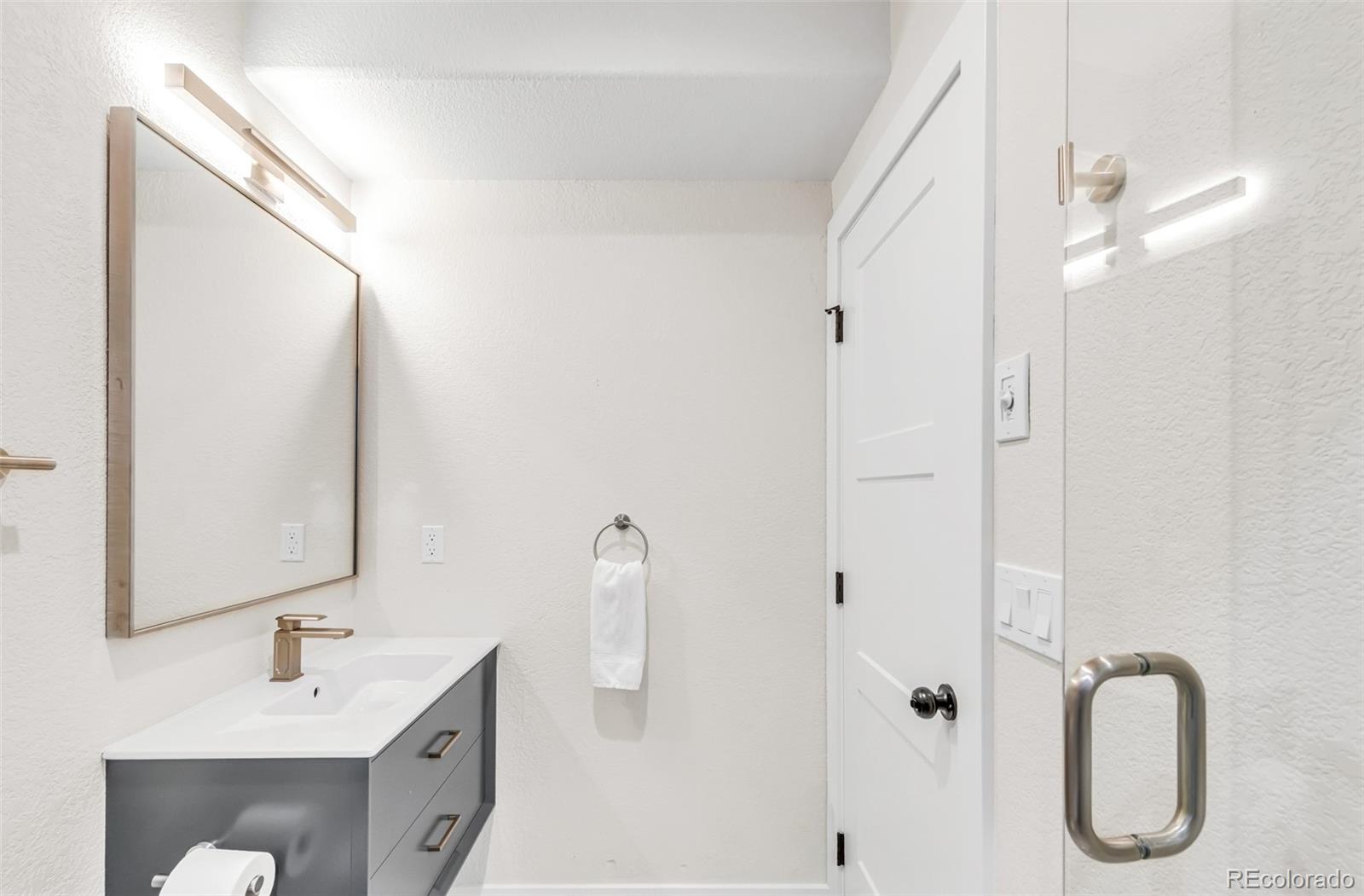 MLS Image #38 for 420  detroit street,denver, Colorado