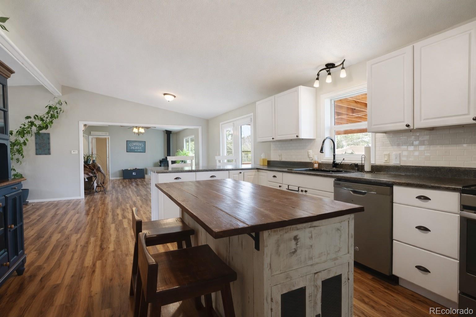 MLS Image #11 for 902  willis avenue,la veta, Colorado