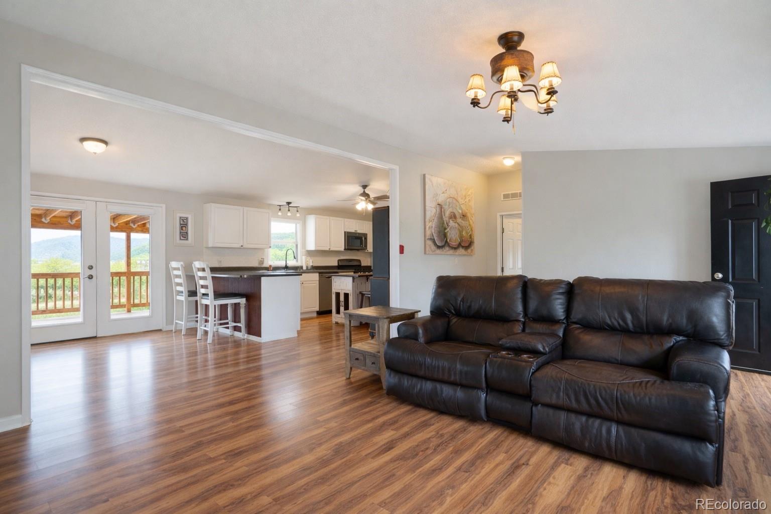 MLS Image #3 for 902  willis avenue,la veta, Colorado