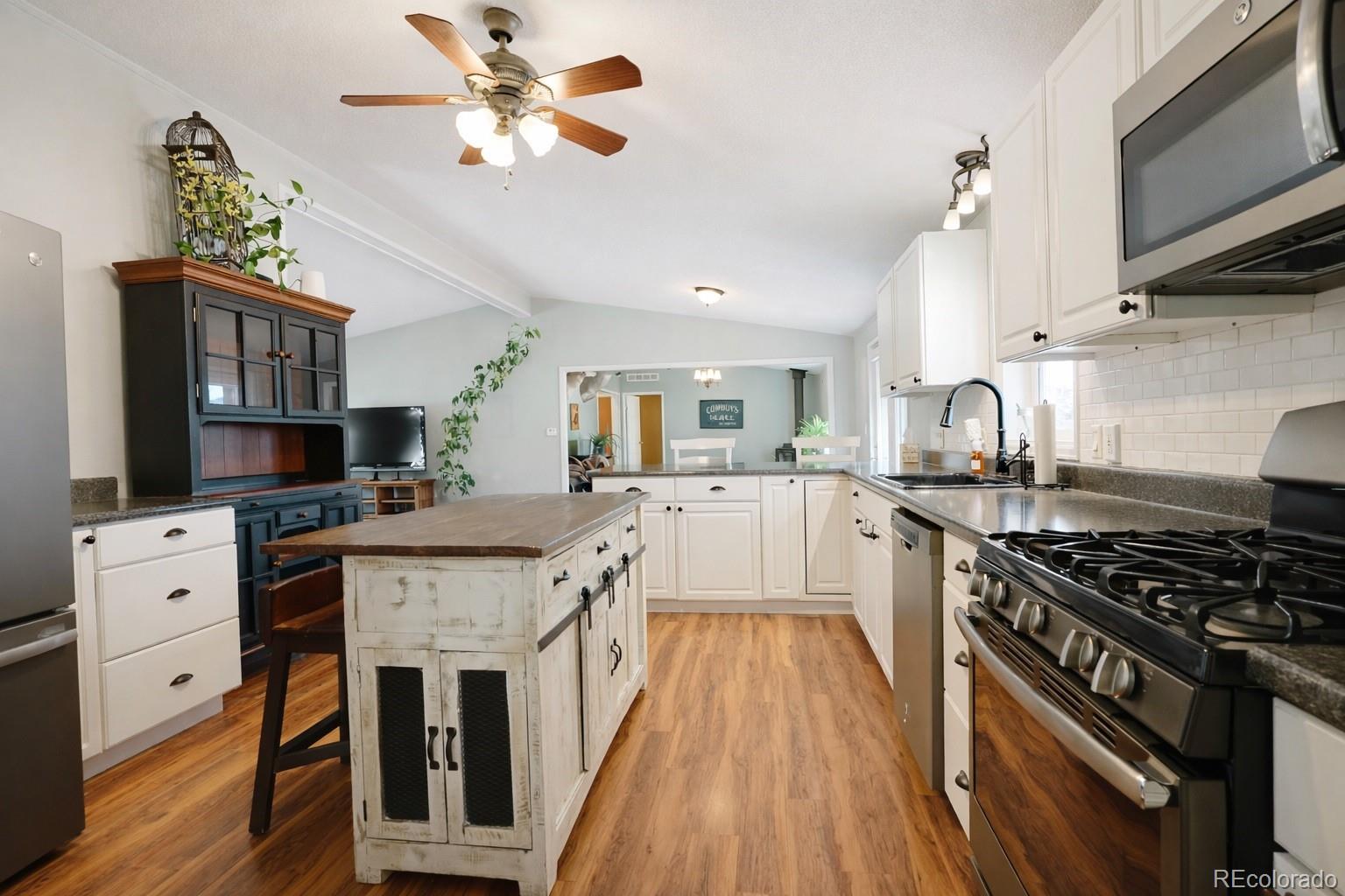 MLS Image #9 for 902  willis avenue,la veta, Colorado