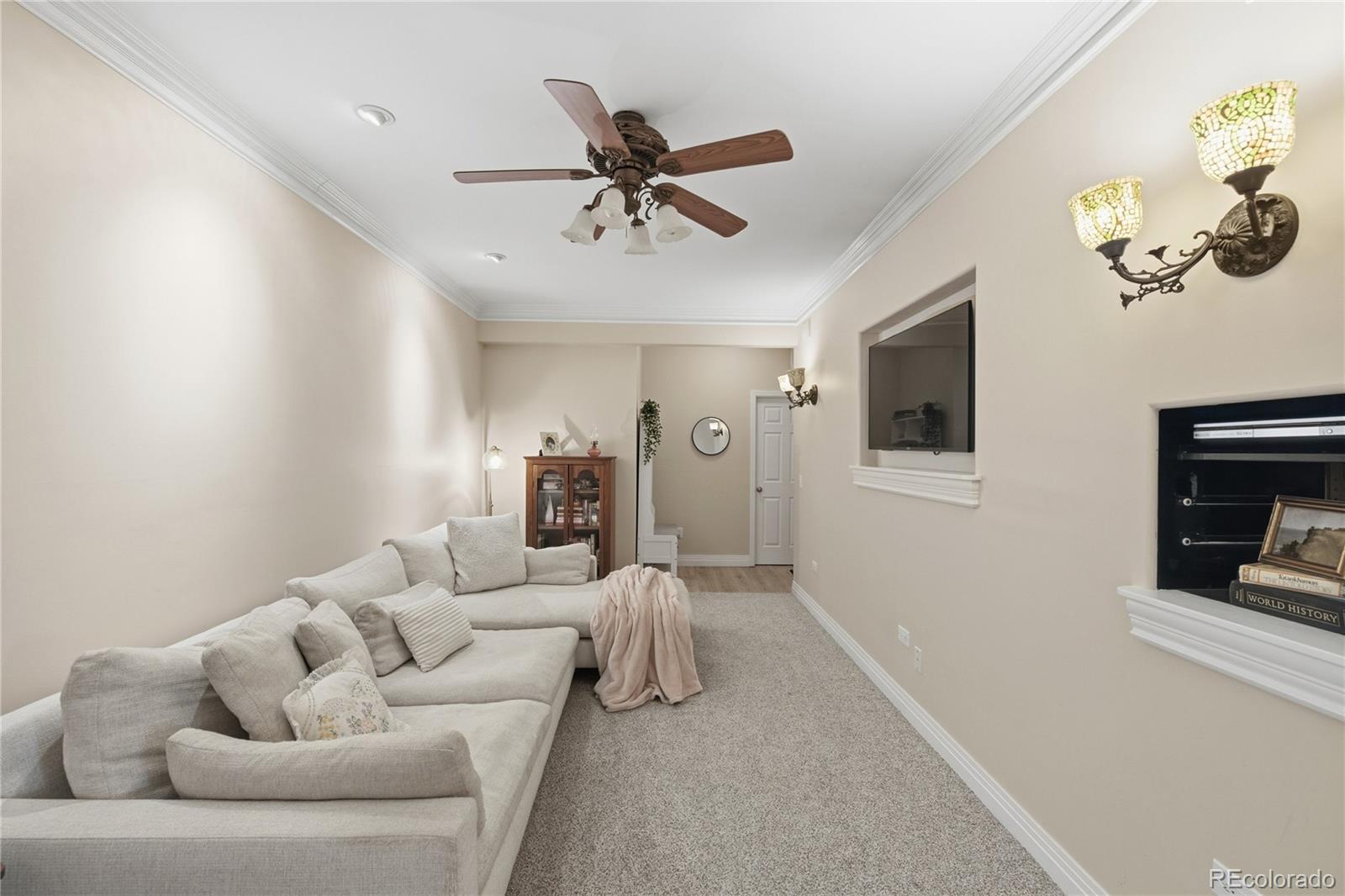 MLS Image #14 for 230  poplar street g,denver, Colorado