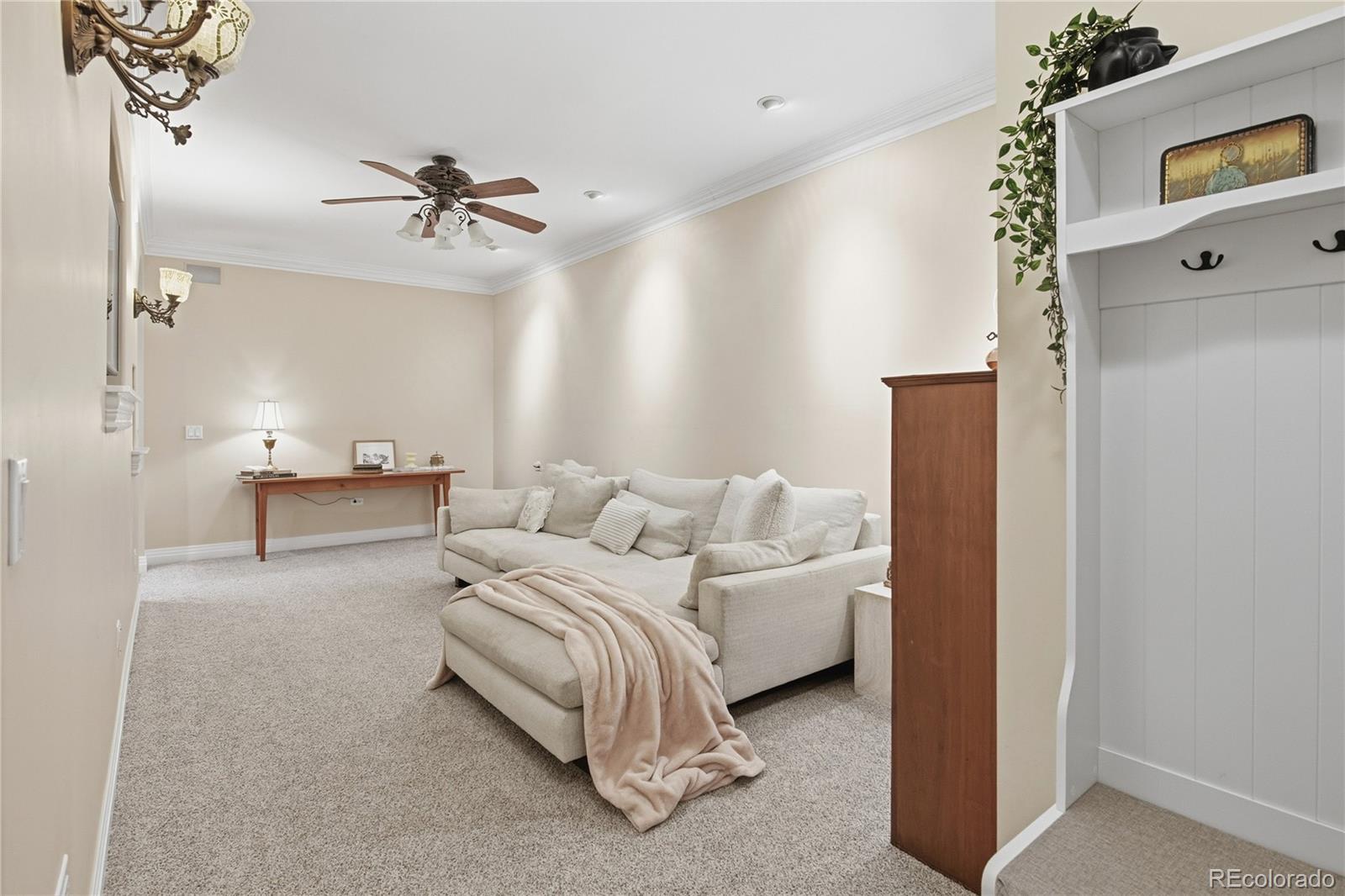 MLS Image #15 for 230  poplar street g,denver, Colorado