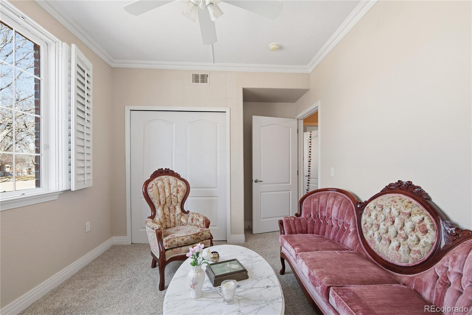 MLS Image #17 for 230  poplar street g,denver, Colorado