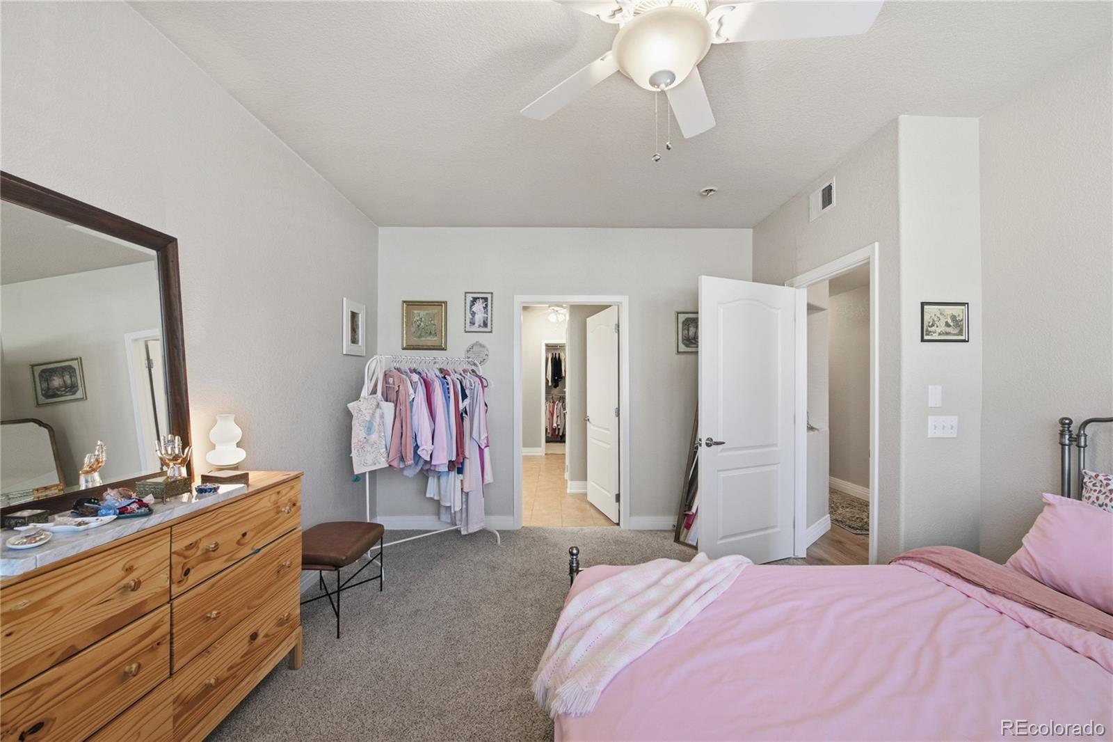MLS Image #21 for 230  poplar street g,denver, Colorado