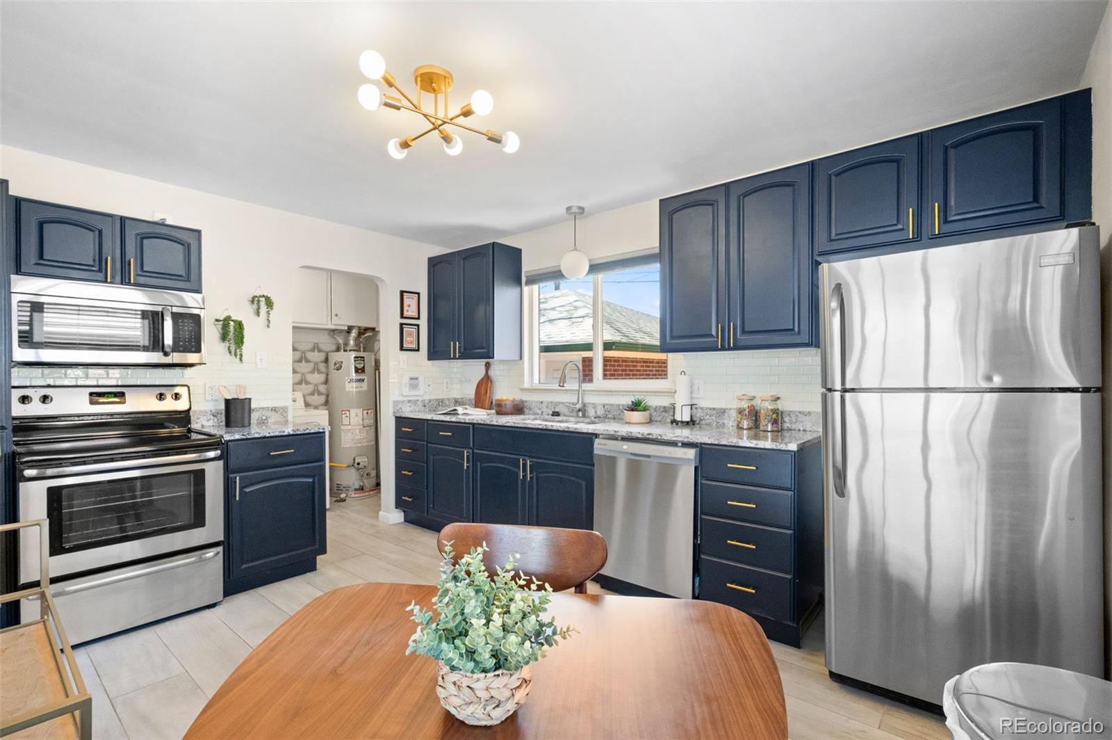 MLS Image #10 for 3653  forest street,denver, Colorado