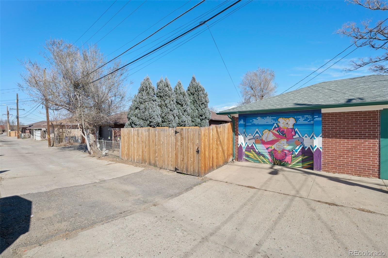 MLS Image #23 for 3653  forest street,denver, Colorado