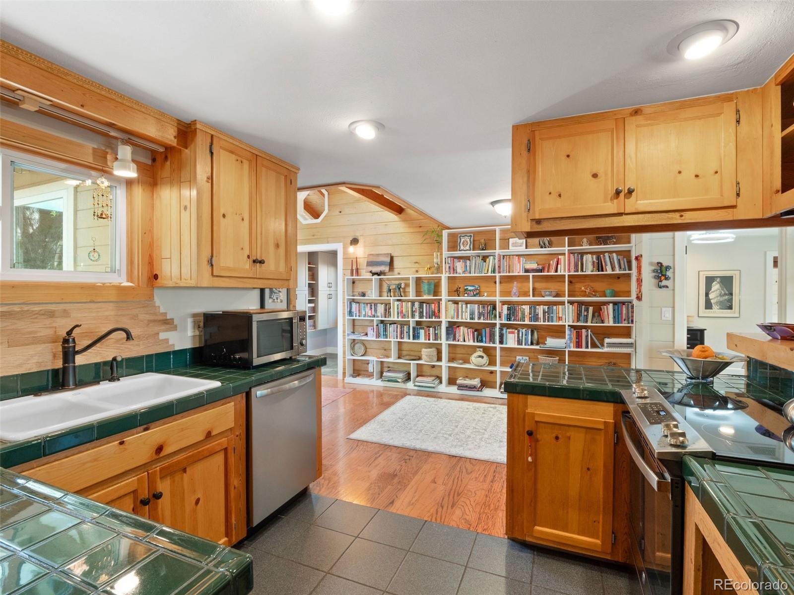 MLS Image #8 for 805  kline drive,lakewood, Colorado