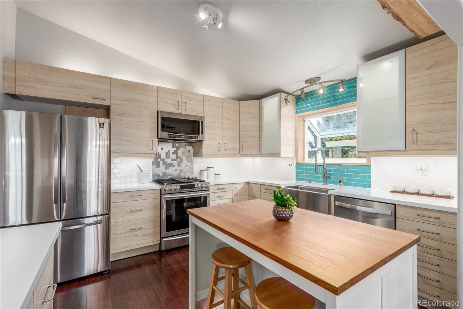 MLS Image #10 for 865  sparta drive,lafayette, Colorado