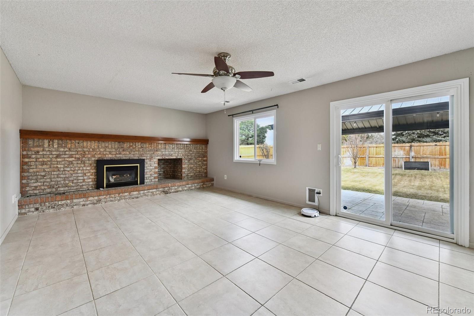 MLS Image #11 for 687 e phillips drive,littleton, Colorado