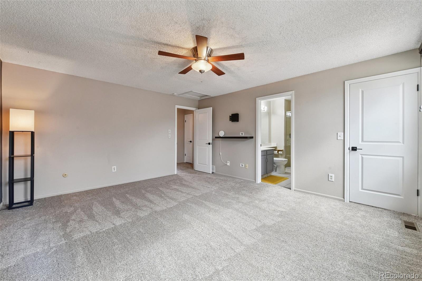 MLS Image #14 for 687 e phillips drive,littleton, Colorado