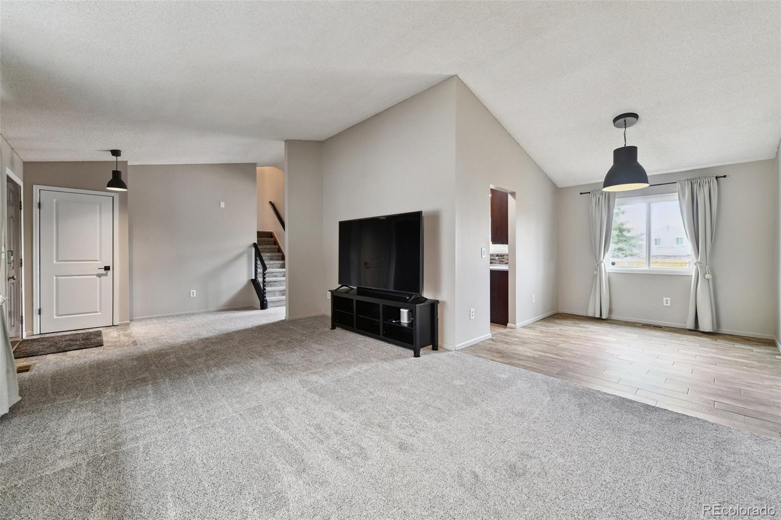 MLS Image #4 for 687 e phillips drive,littleton, Colorado