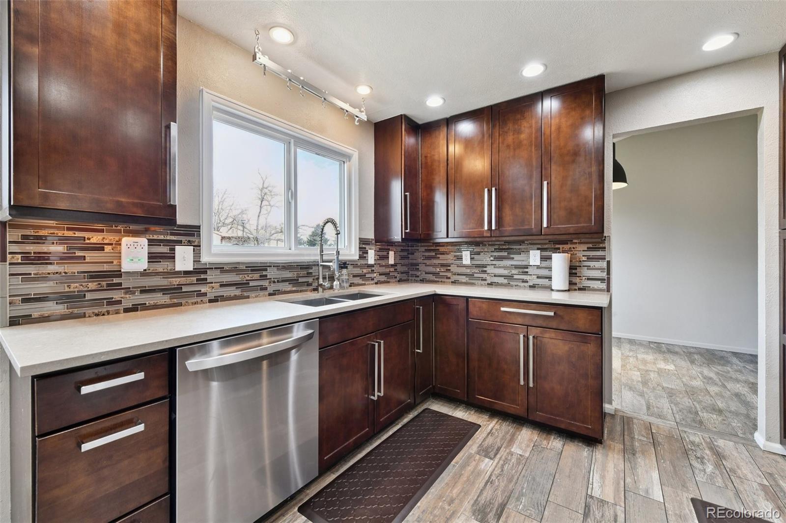 MLS Image #6 for 687 e phillips drive,littleton, Colorado