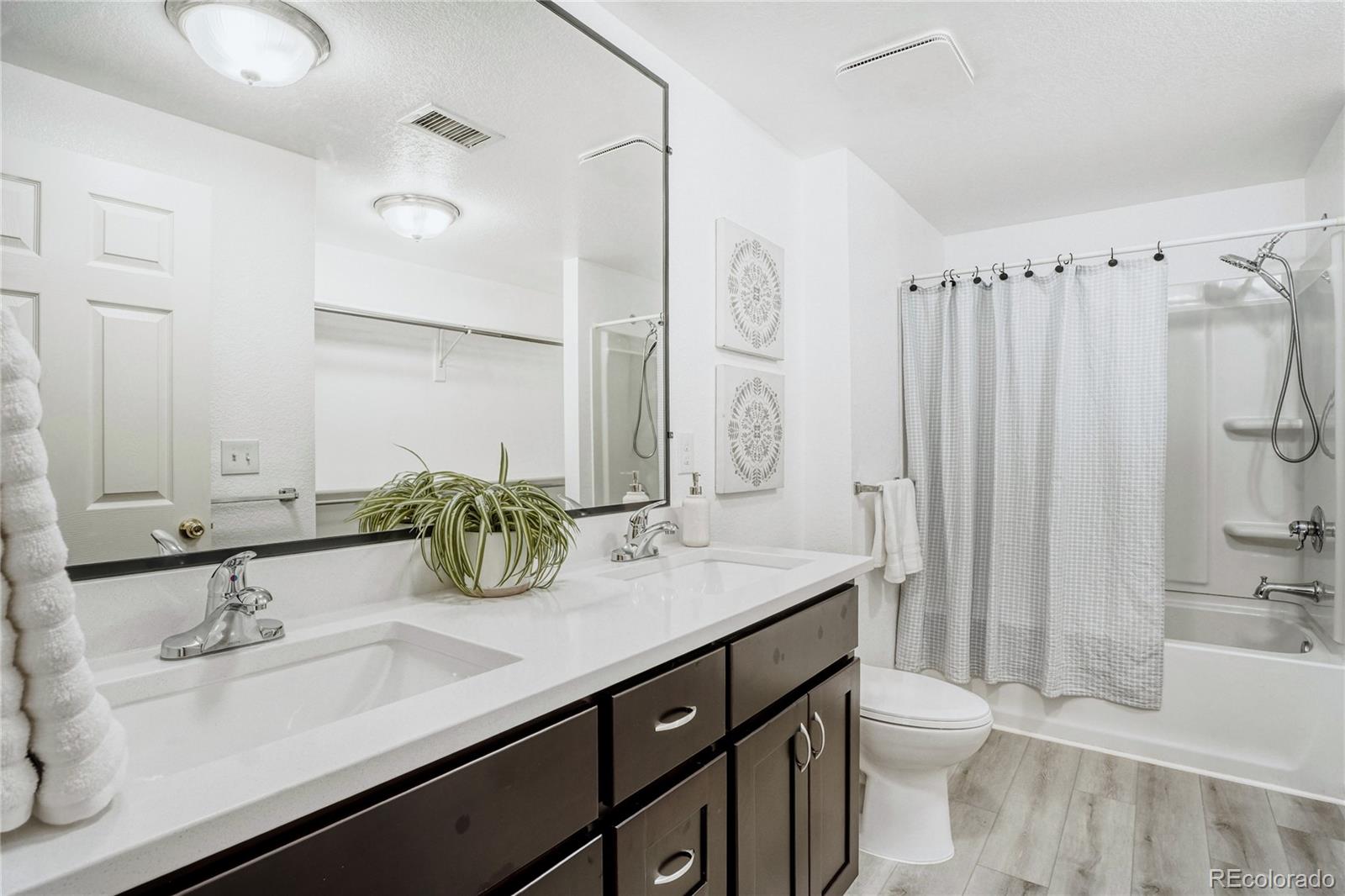 MLS Image #9 for 5633 e atlantic place 2a,denver, Colorado