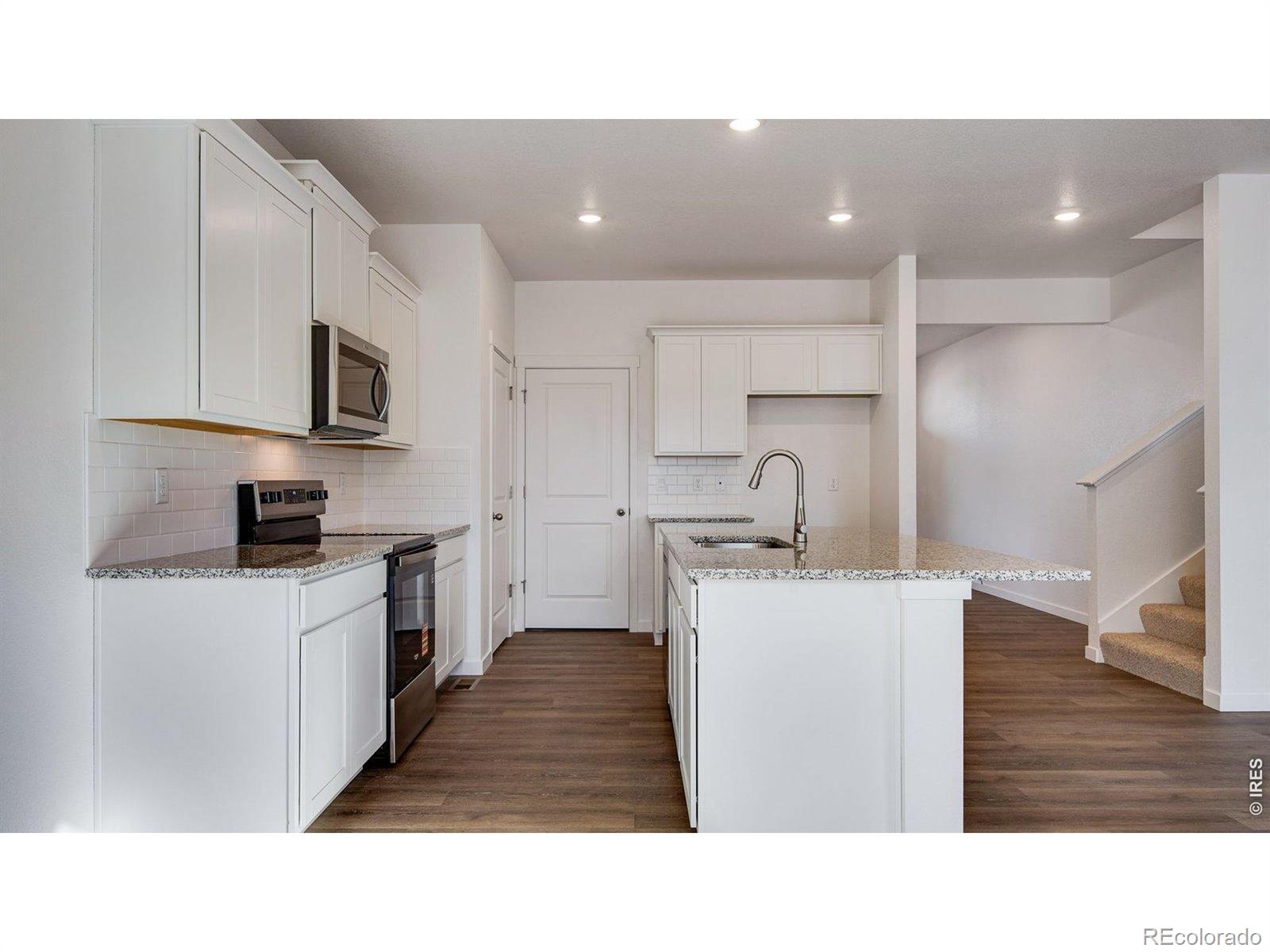 MLS Image #11 for 13958  garnet drive,mead, Colorado