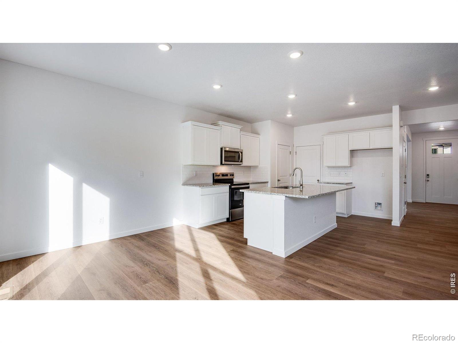 MLS Image #18 for 13958  garnet drive,mead, Colorado