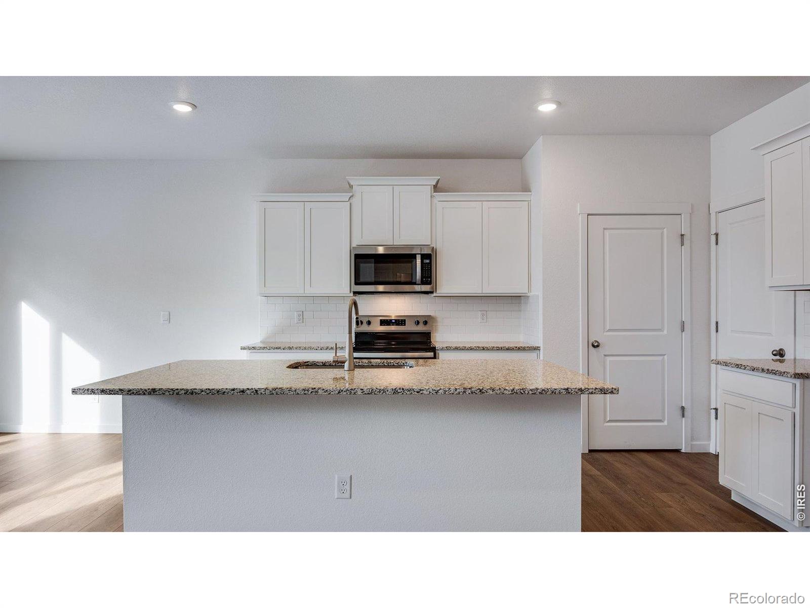 MLS Image #5 for 13958  garnet drive,mead, Colorado