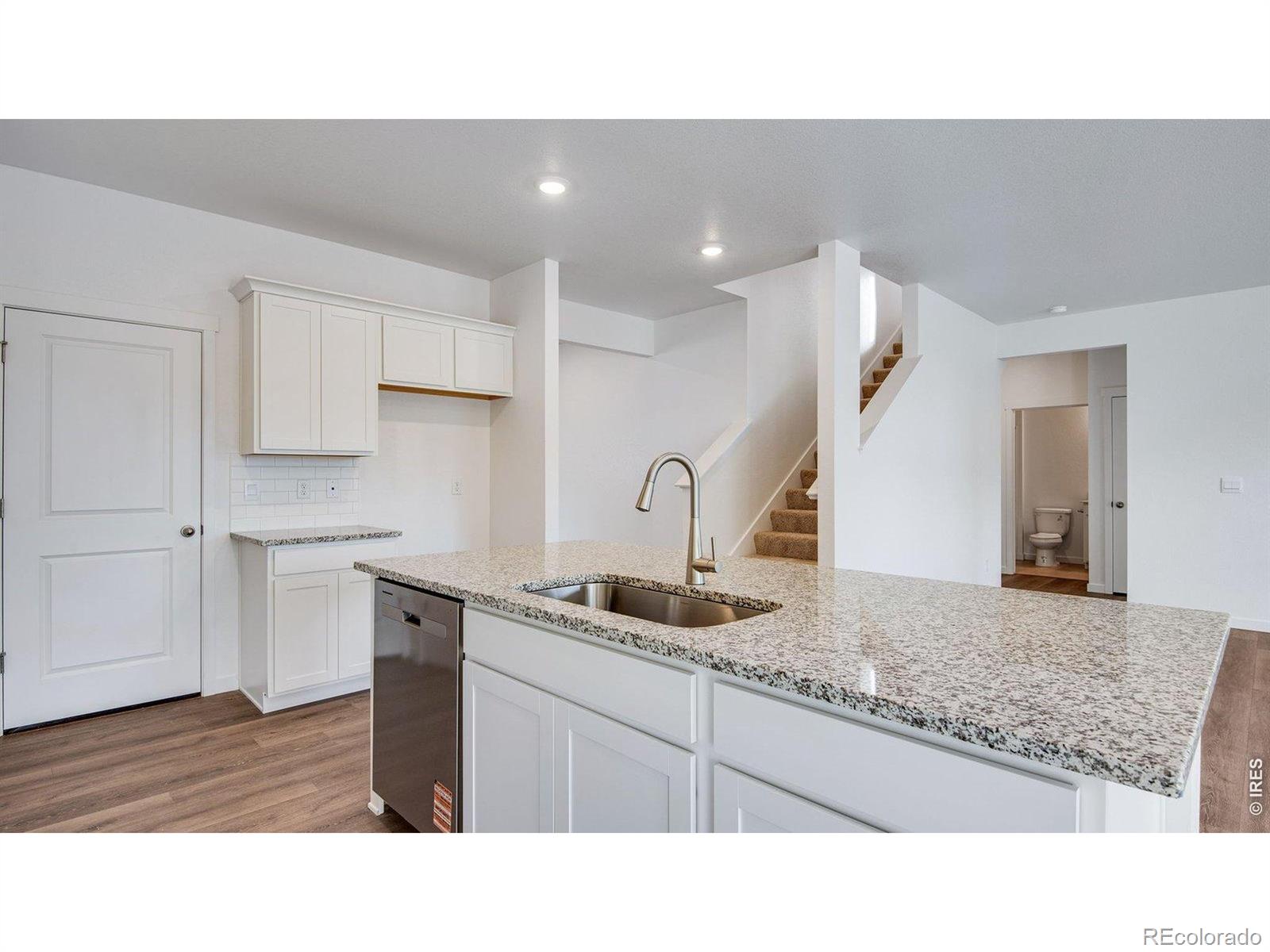 MLS Image #7 for 13958  garnet drive,mead, Colorado