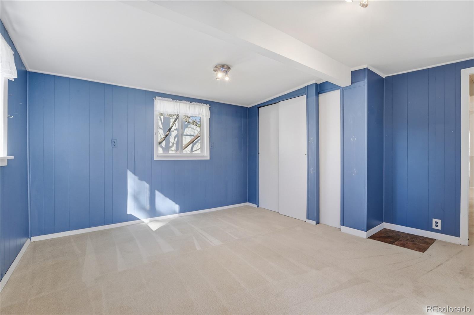 MLS Image #13 for 1703 s ivy street,denver, Colorado