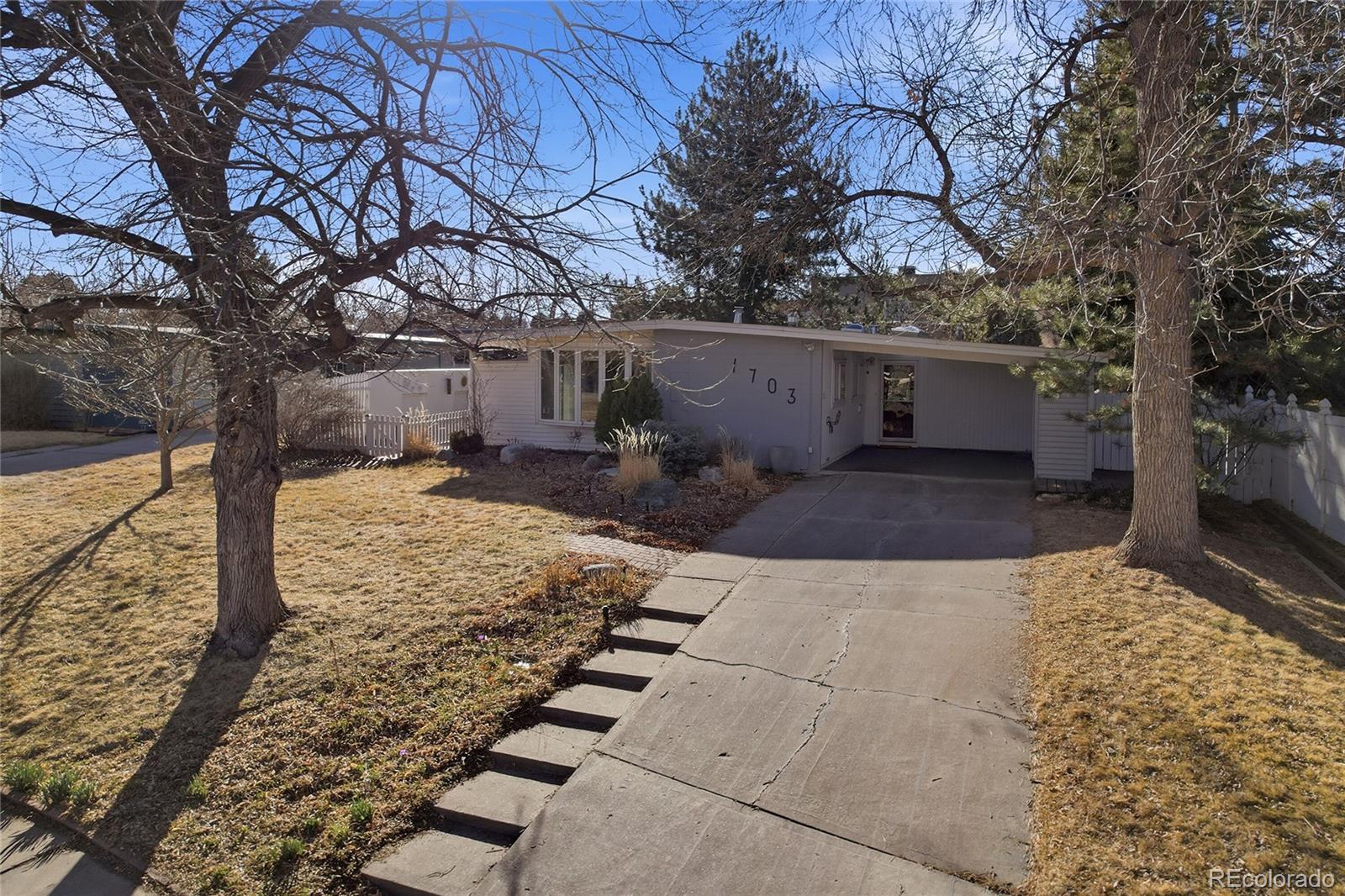 MLS Image #33 for 1703 s ivy street,denver, Colorado