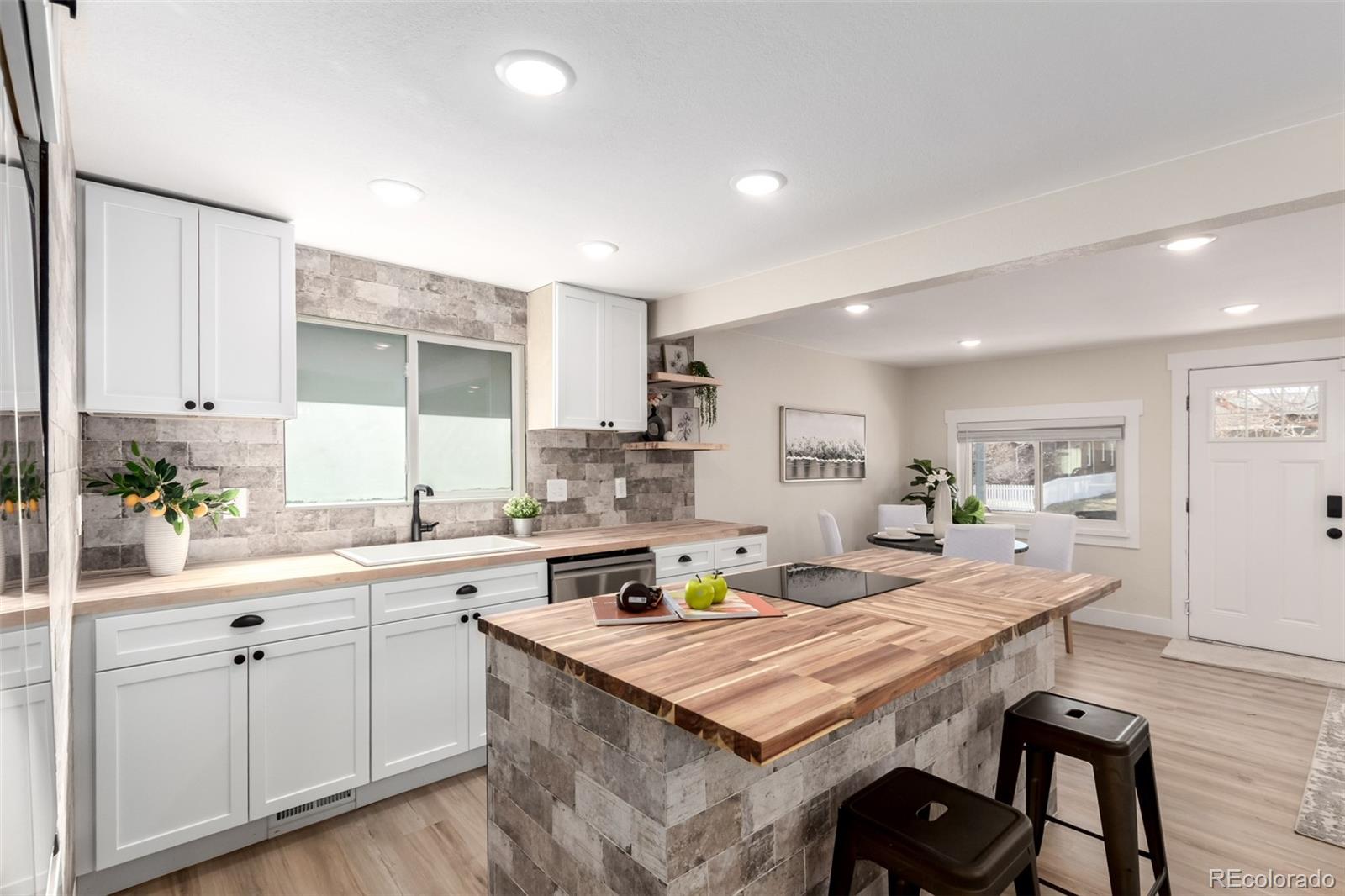 MLS Image #15 for 4836  king street,denver, Colorado