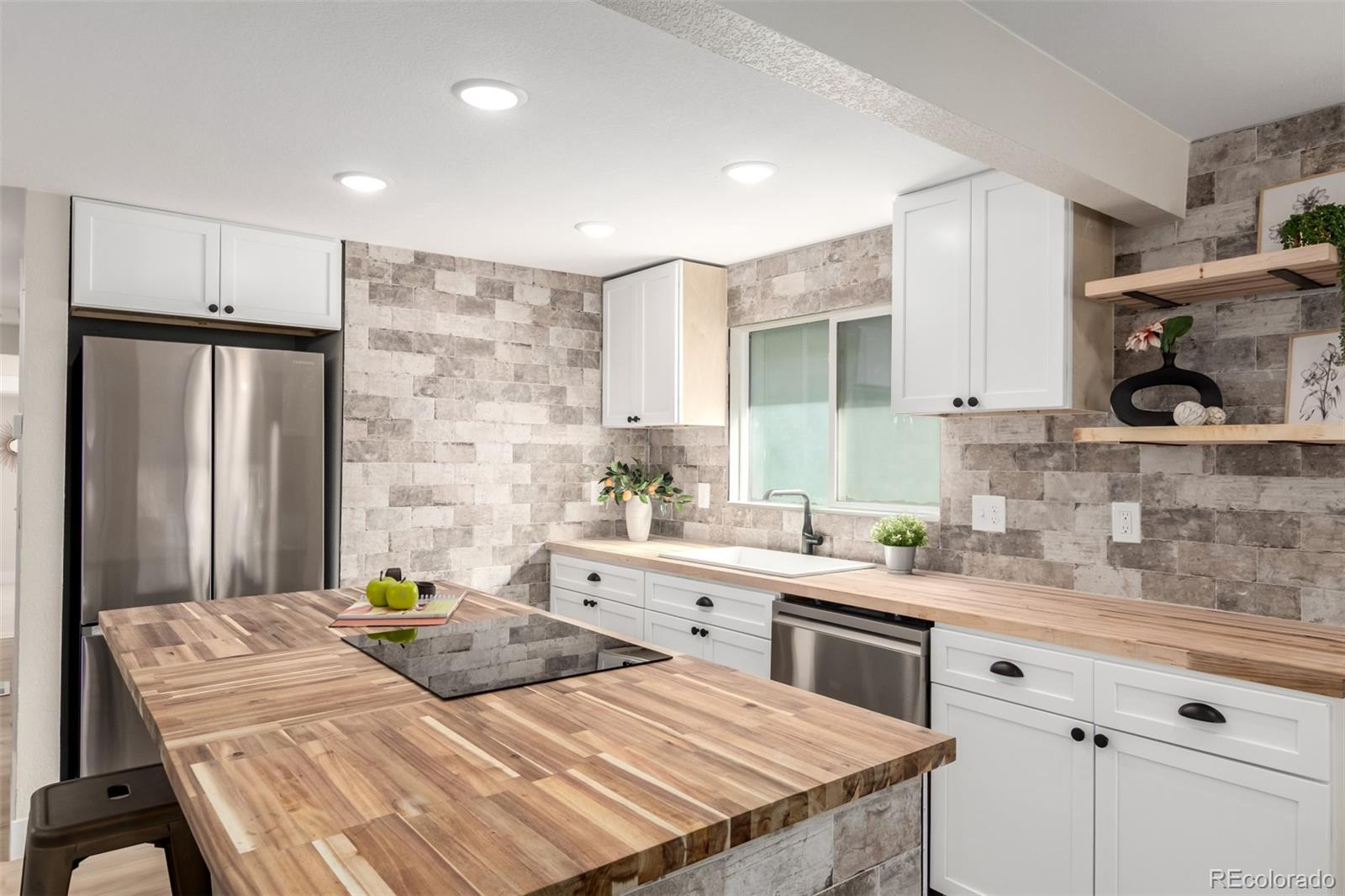 MLS Image #2 for 4836  king street,denver, Colorado