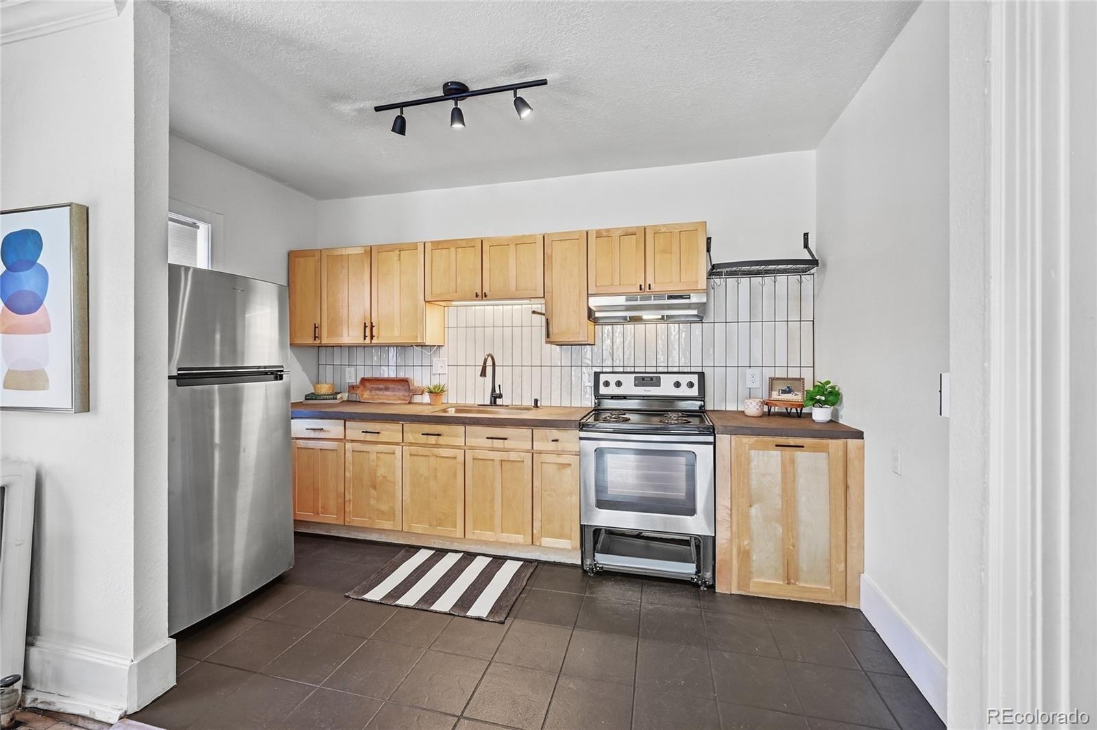 MLS Image #14 for 521 e 14th avenue,denver, Colorado