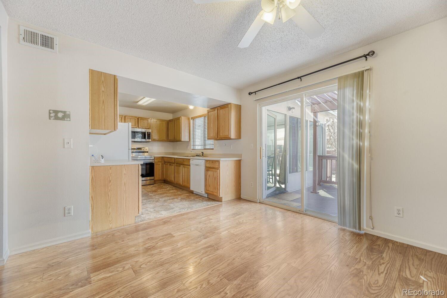 MLS Image #4 for 5093  helena court,denver, Colorado