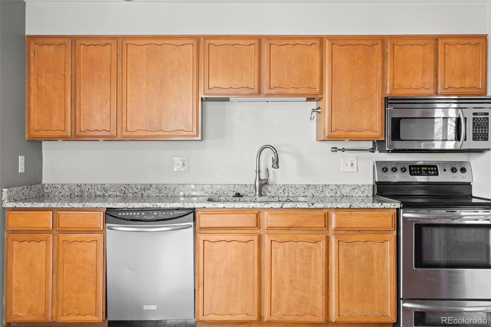 MLS Image #6 for 7261 s colorado court,centennial, Colorado
