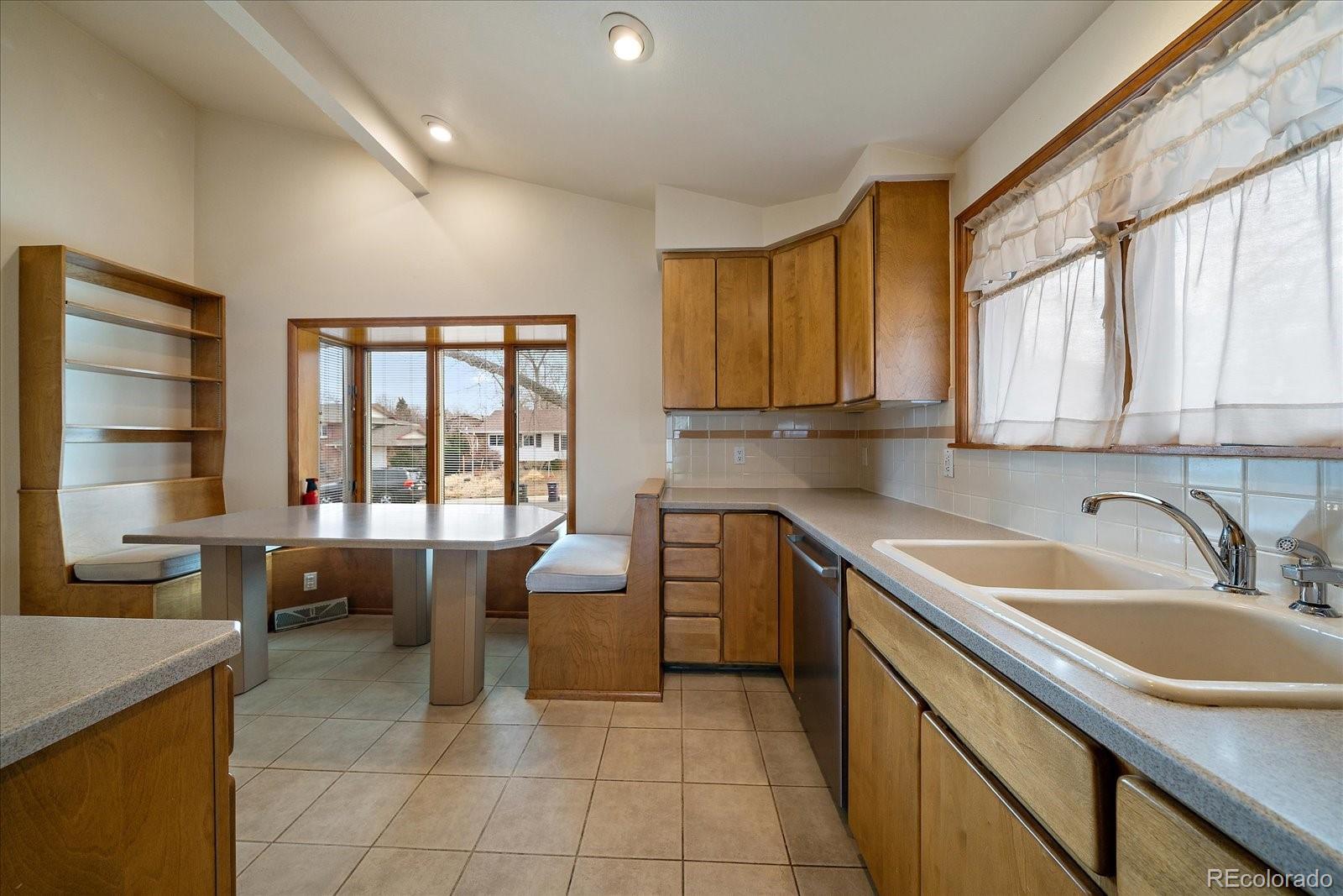 MLS Image #9 for 3007 s xanthia street,denver, Colorado