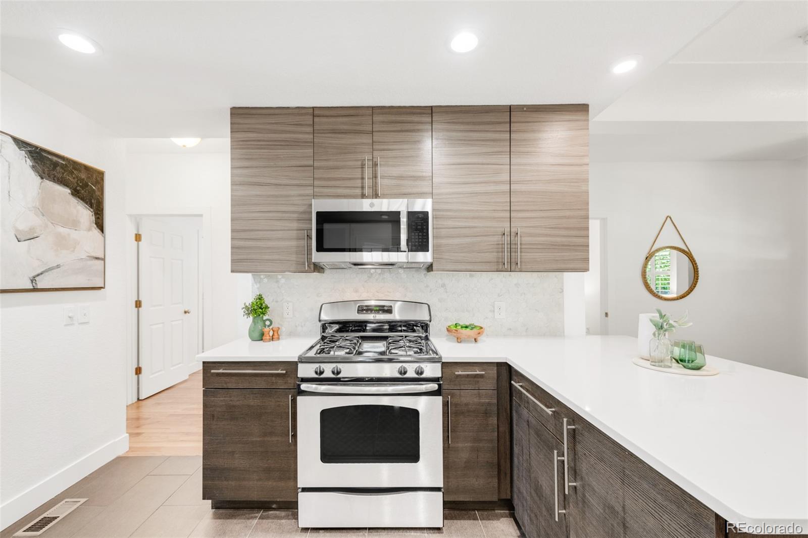 MLS Image #15 for 3080 w clyde place,denver, Colorado