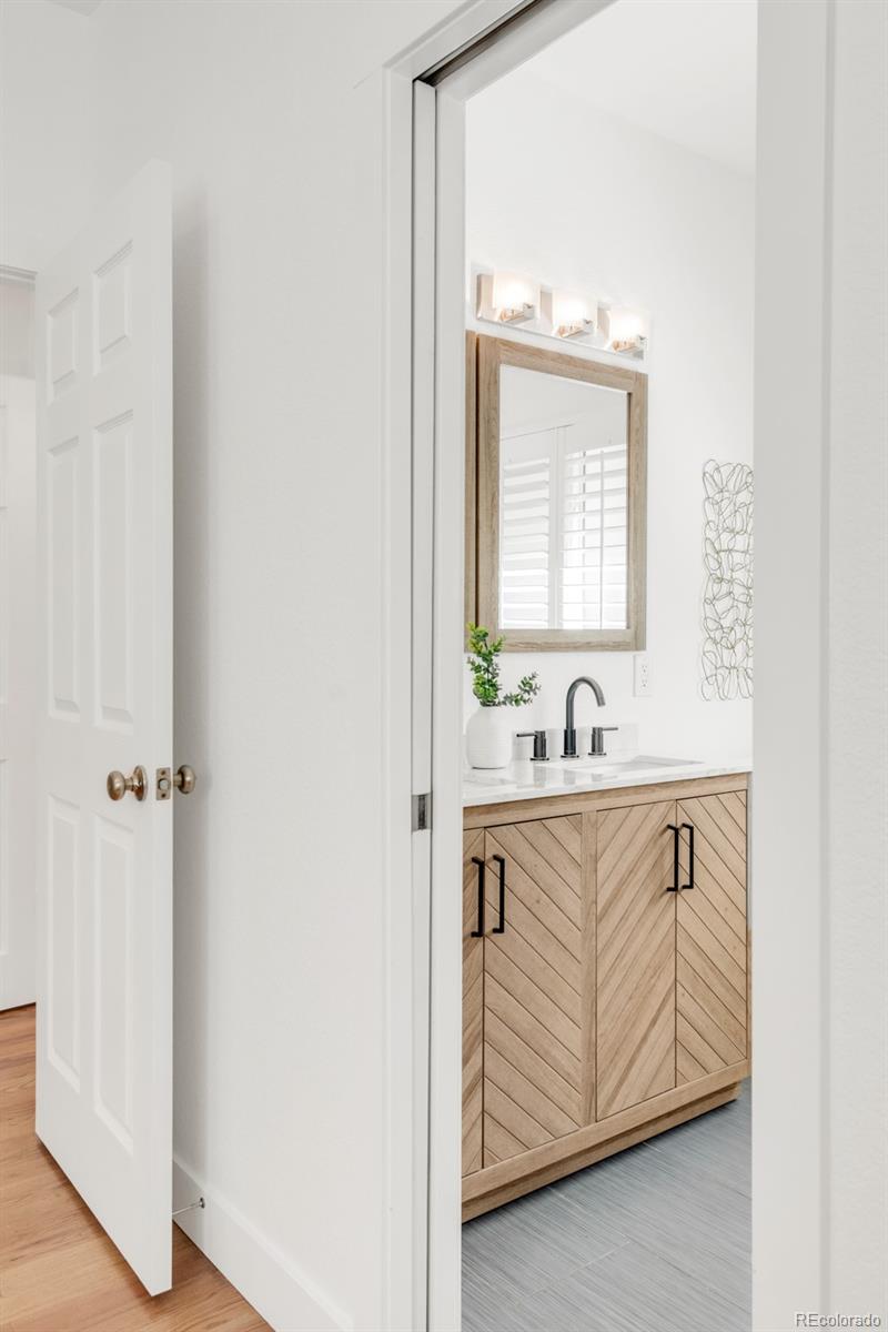 MLS Image #24 for 3080 w clyde place,denver, Colorado