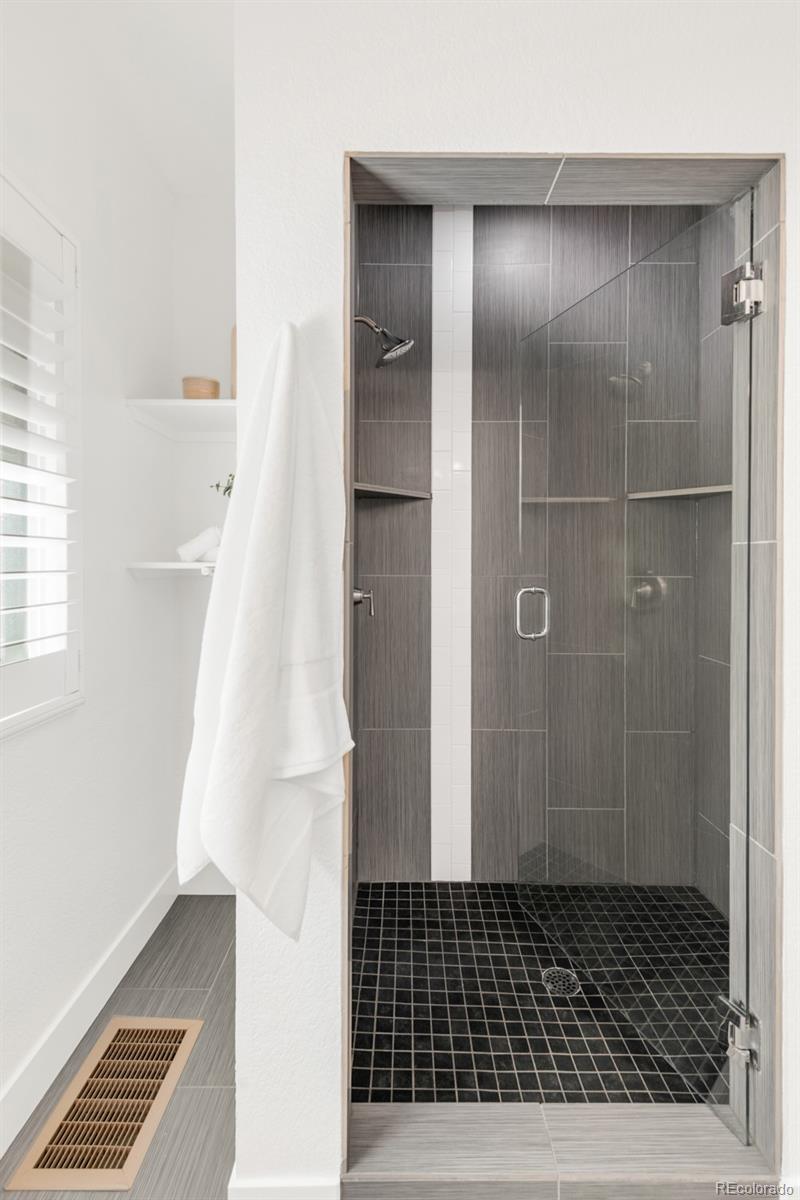 MLS Image #26 for 3080 w clyde place,denver, Colorado